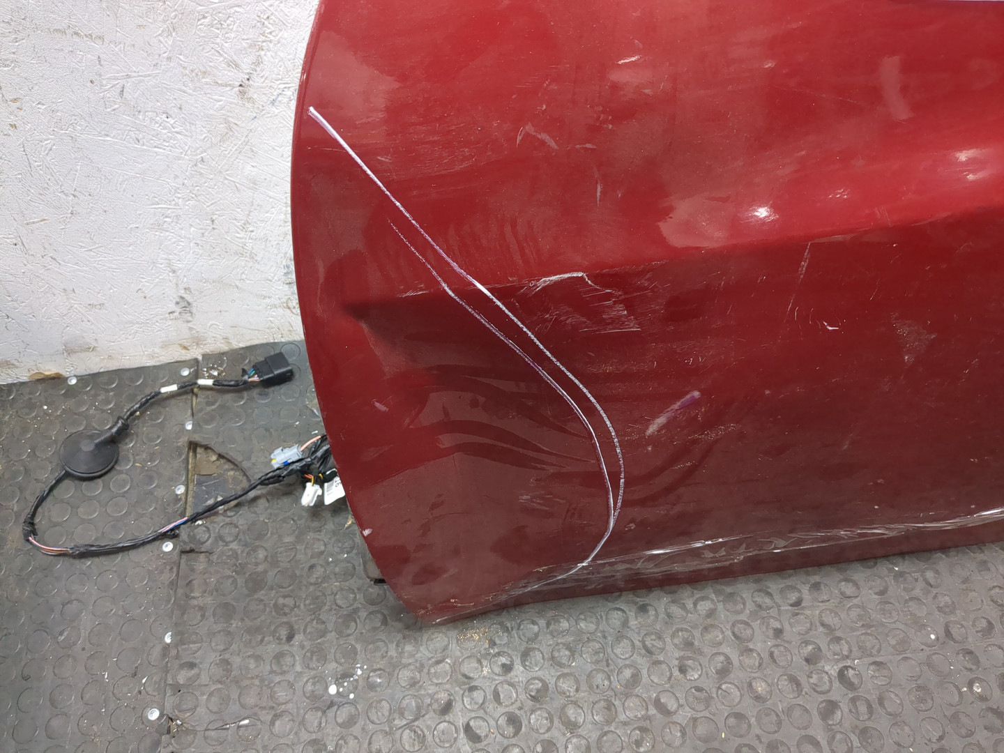 Дверь передняя левая