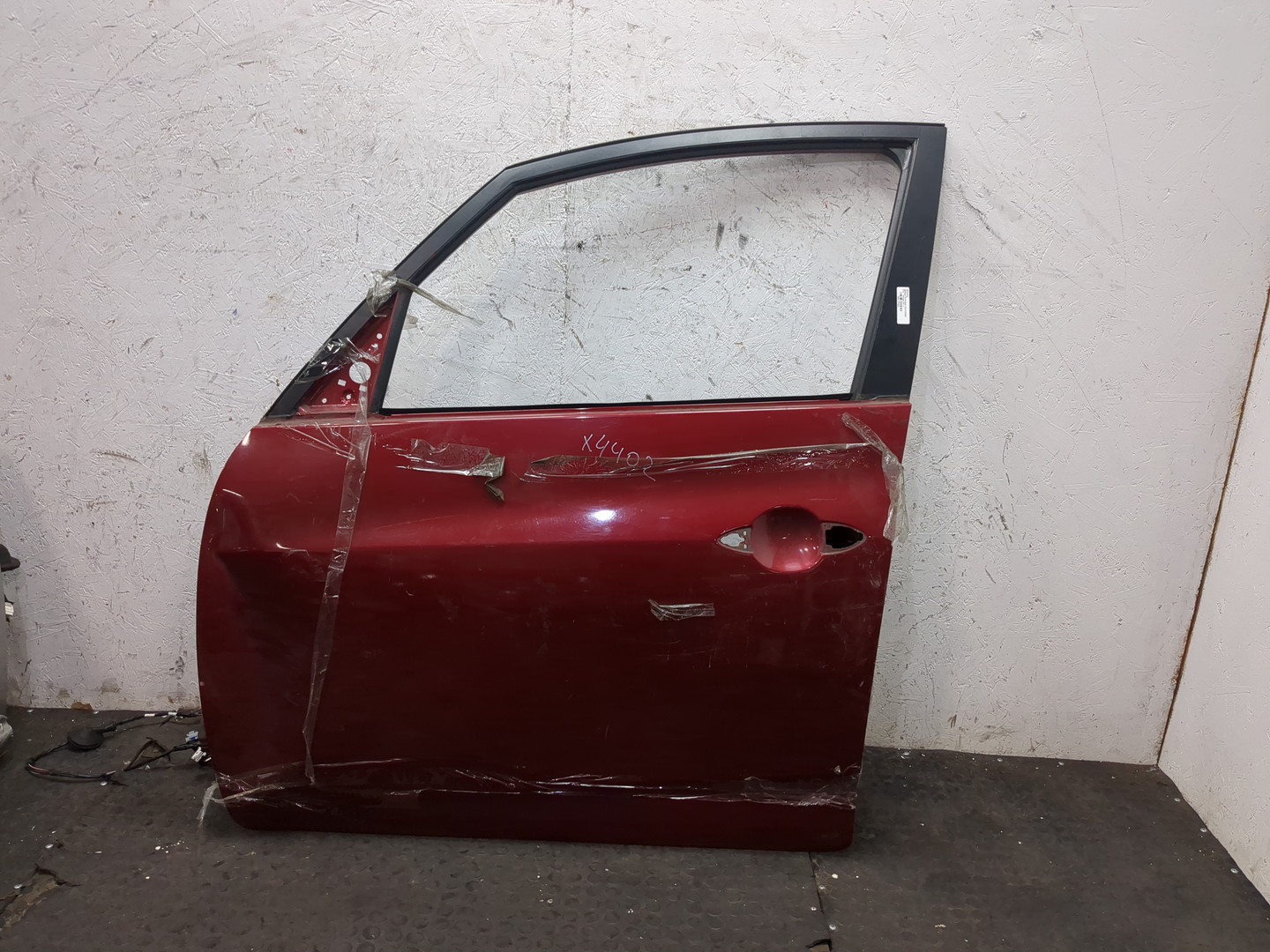 Дверь передняя левая