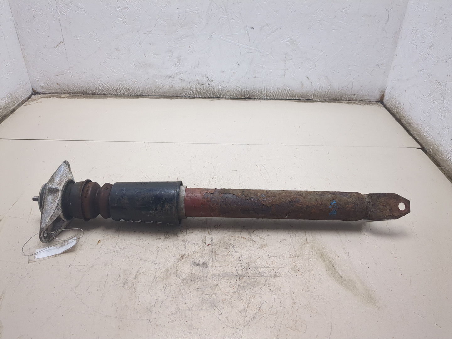 Амортизатор задний (стойка)