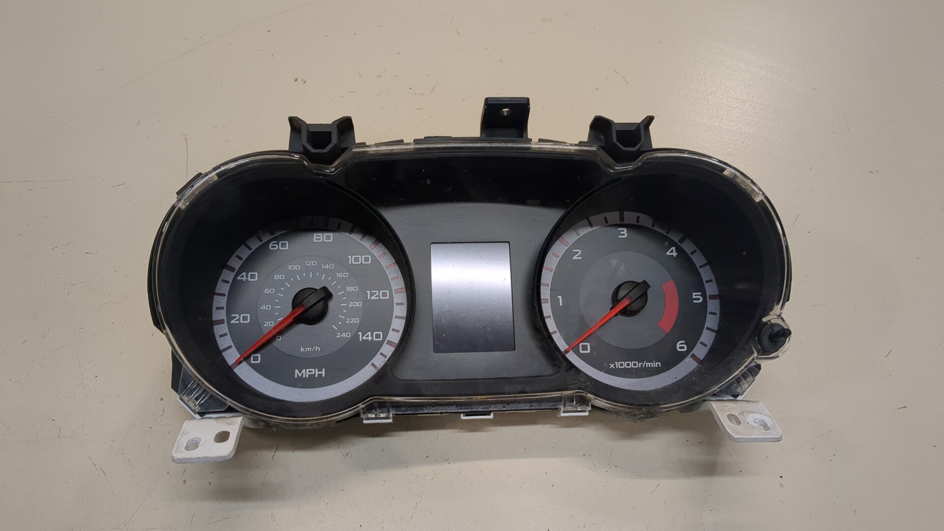 Панель приборов