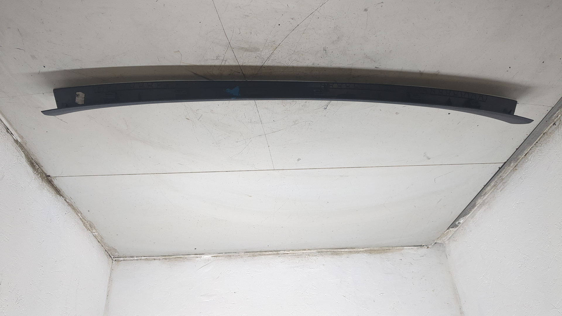 Обшивка багажника