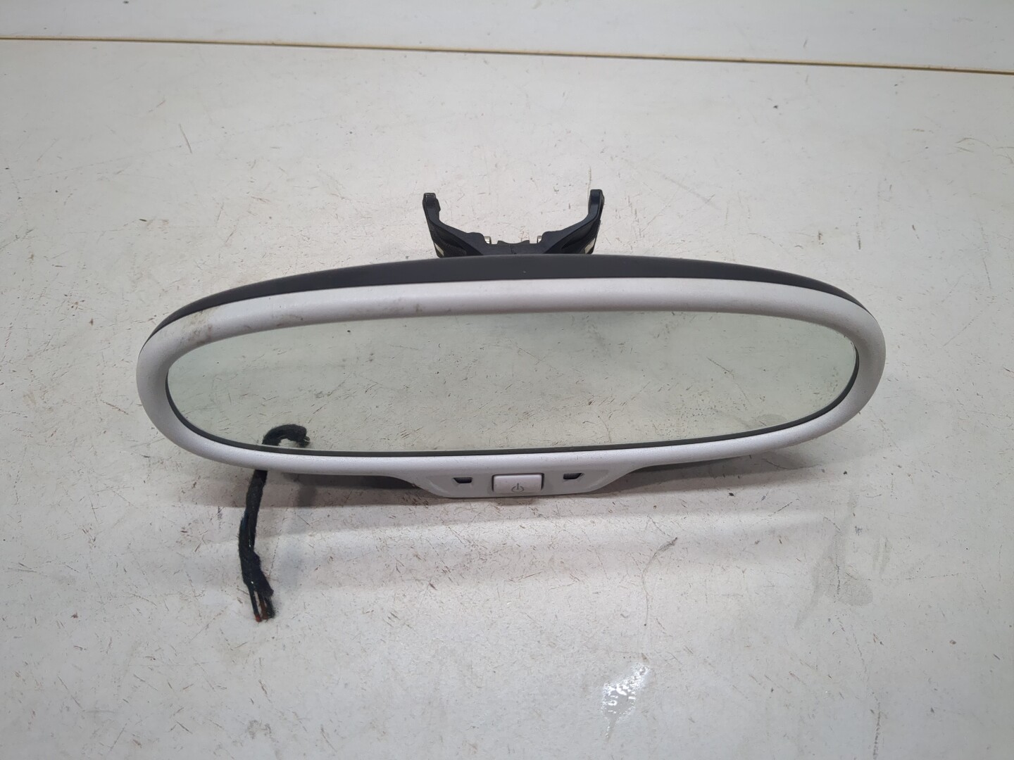 Зеркало заднего вида