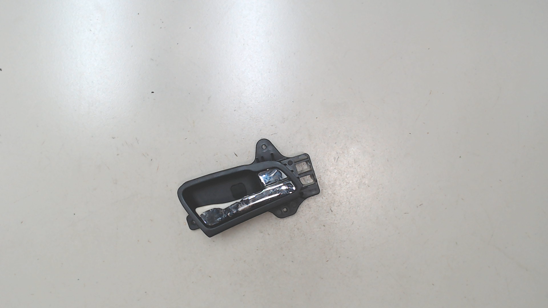 Ручка двери передней внутренняя правая