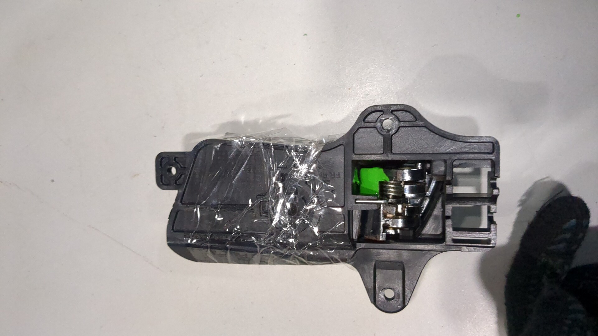 Ручка двери передней внутренняя правая