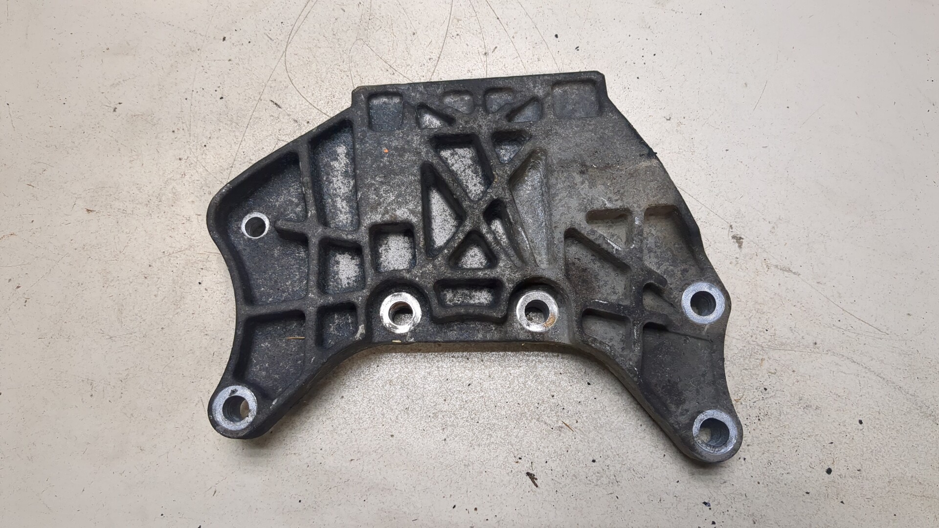 Кронштейн КПП