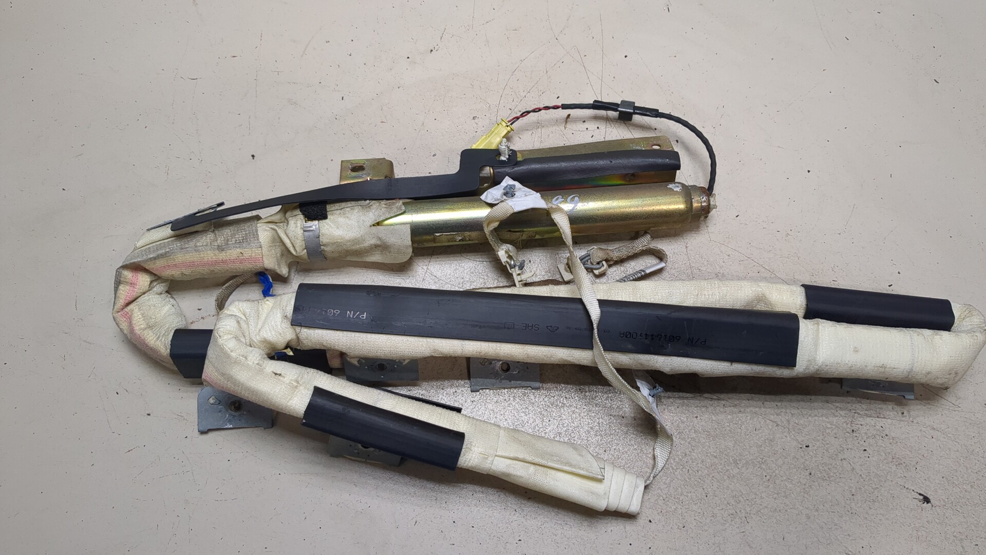 Подушка безопасности боковая (шторка)