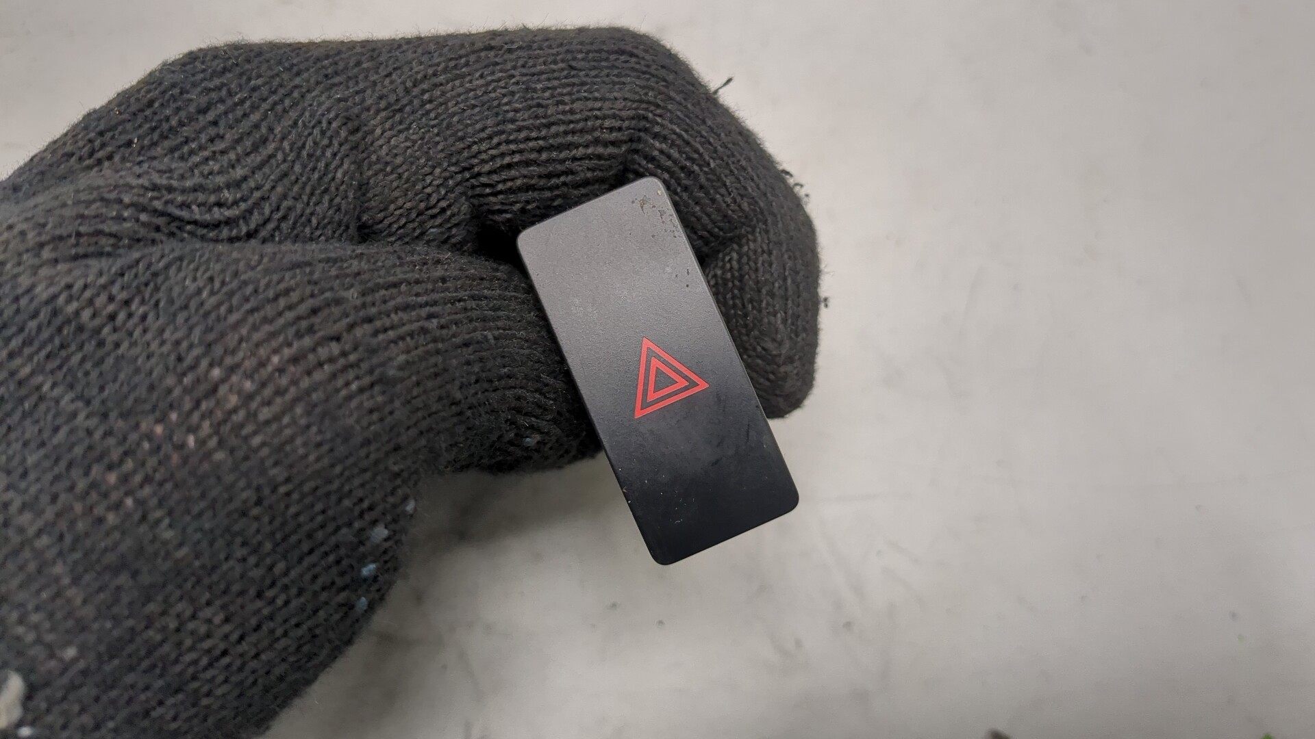 Кнопка аварийной остановки