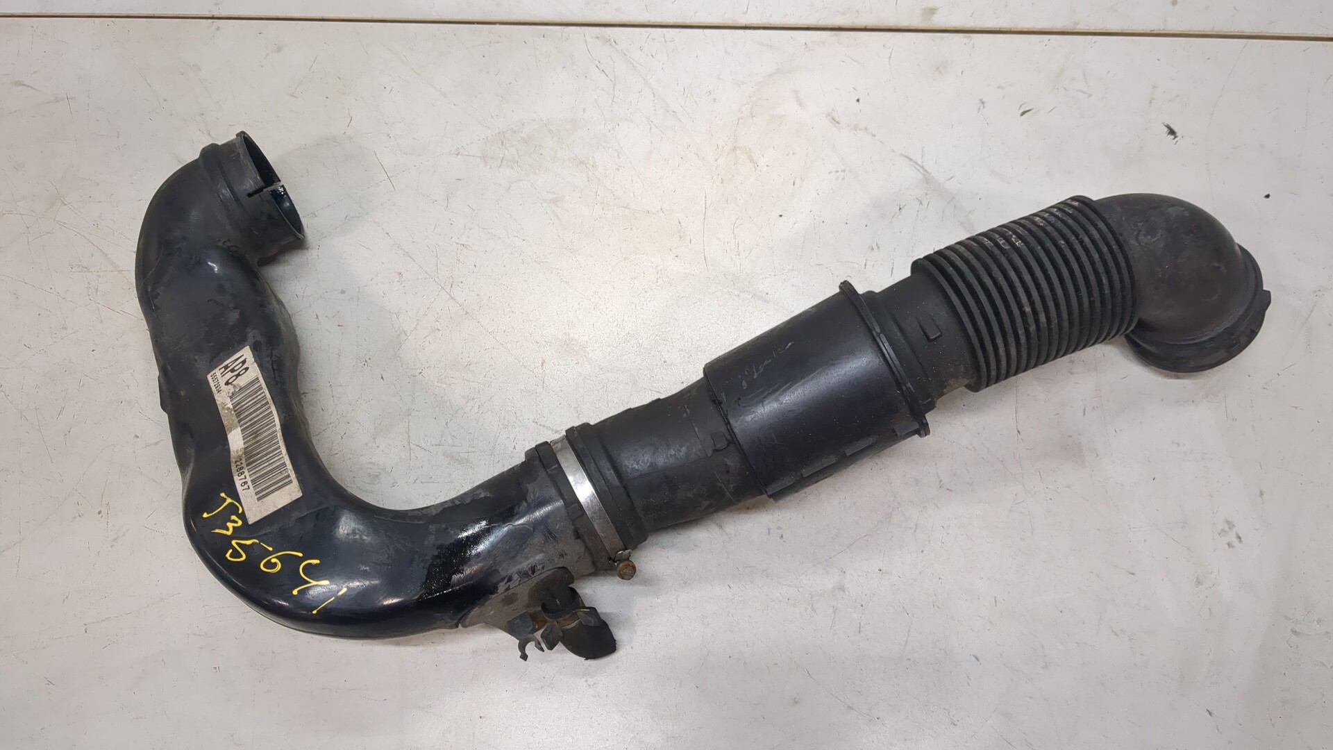 Патрубок воздушного фильтра