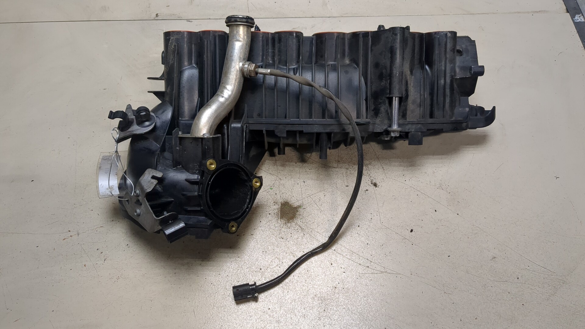 Коллектор впускной