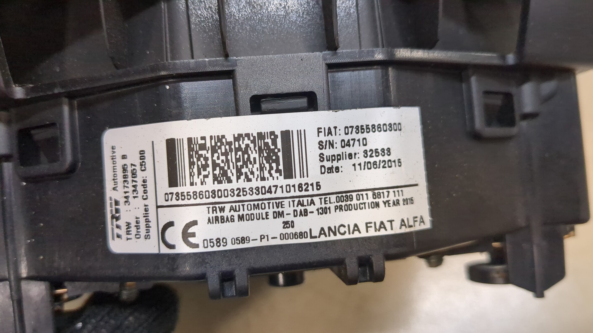 Подушка безопасности в рулевое колесо