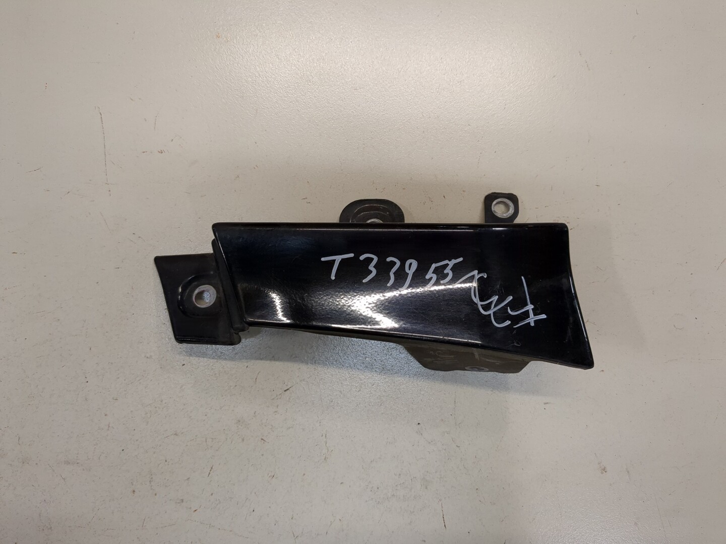 Планка под фонарь левая