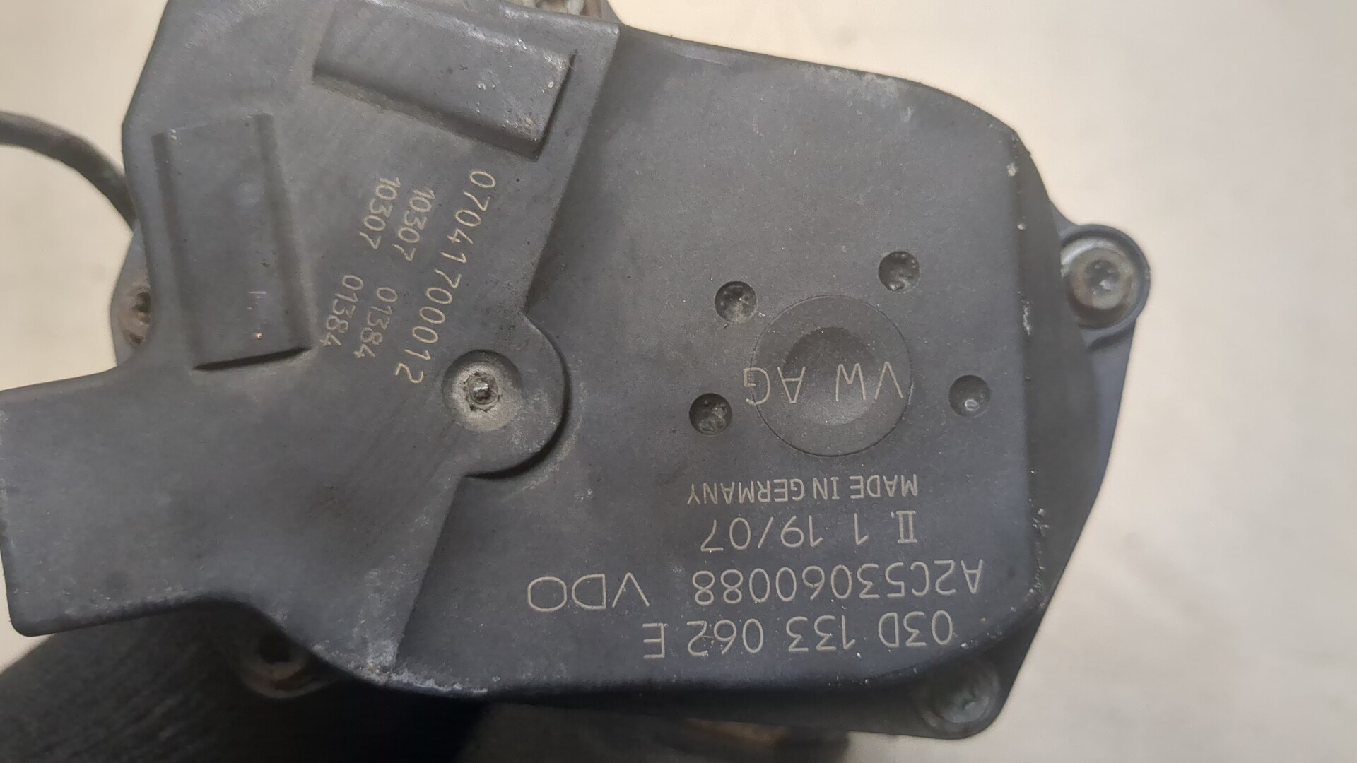 Заслонка дроссельная электрическая