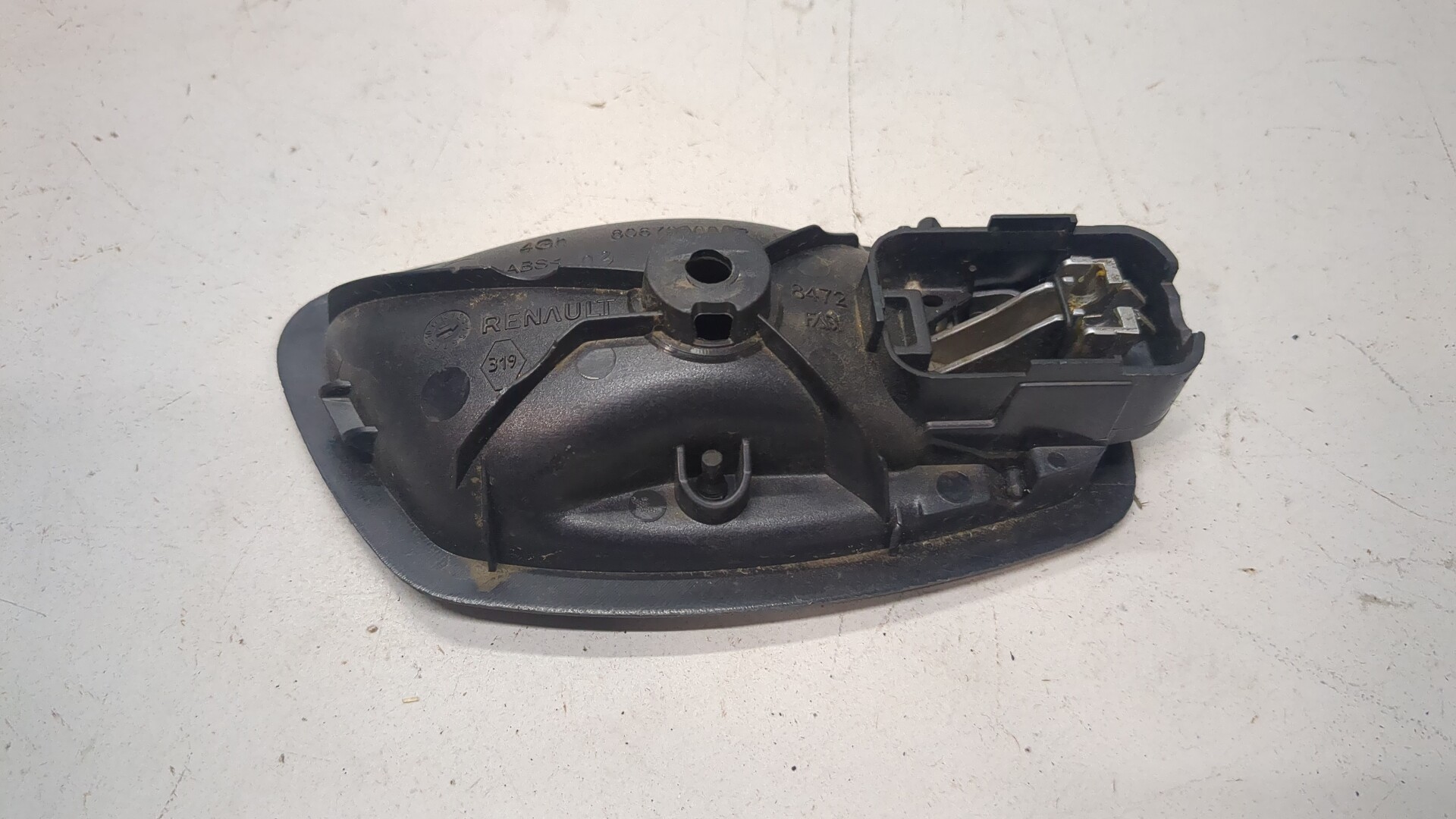 Ручка двери передней внутренняя левая