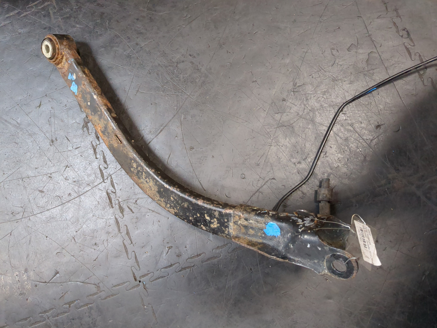 Рычаг задний