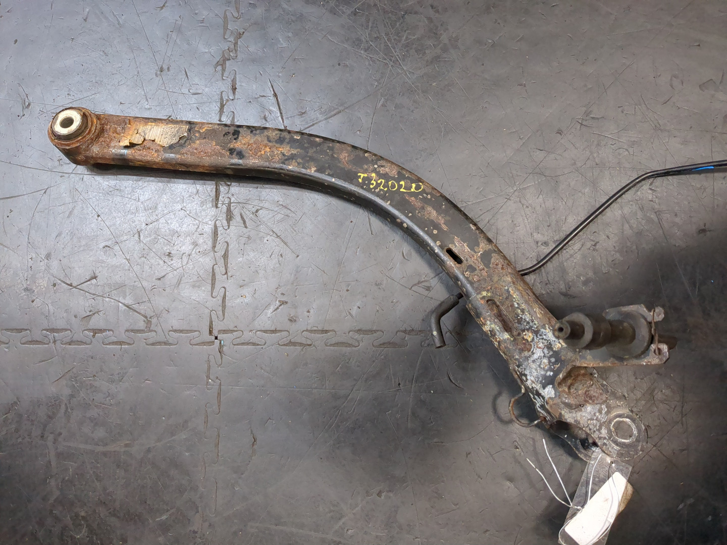 Рычаг задний