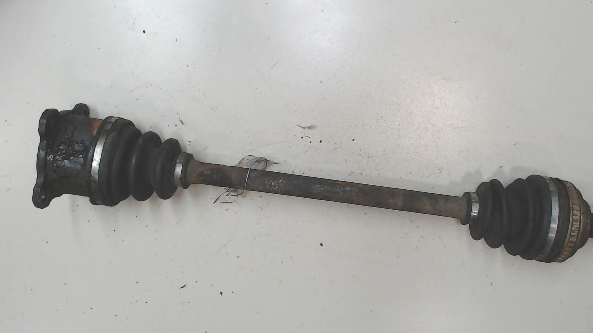 Полуось задняя правая