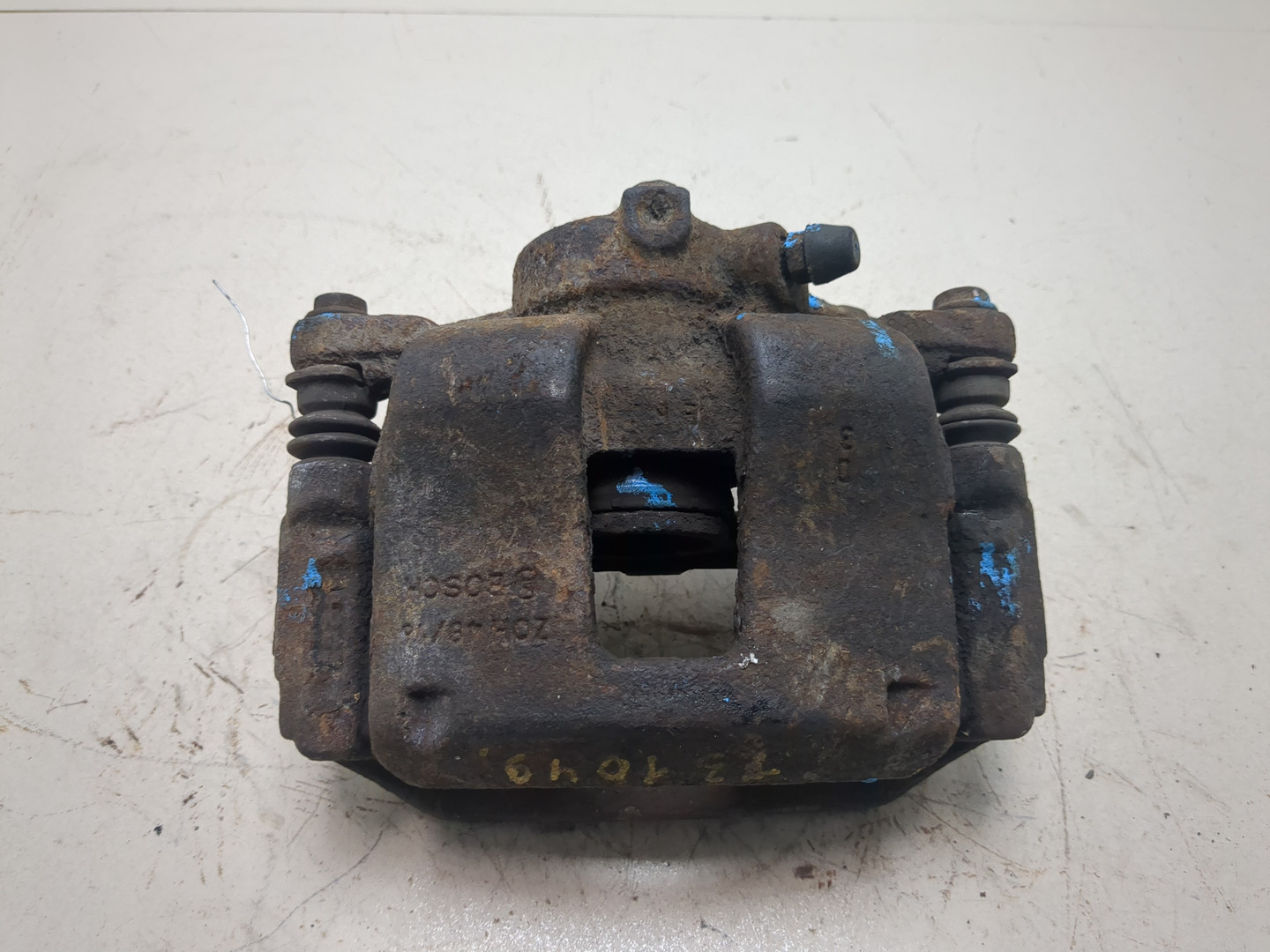 Суппорт задний левый