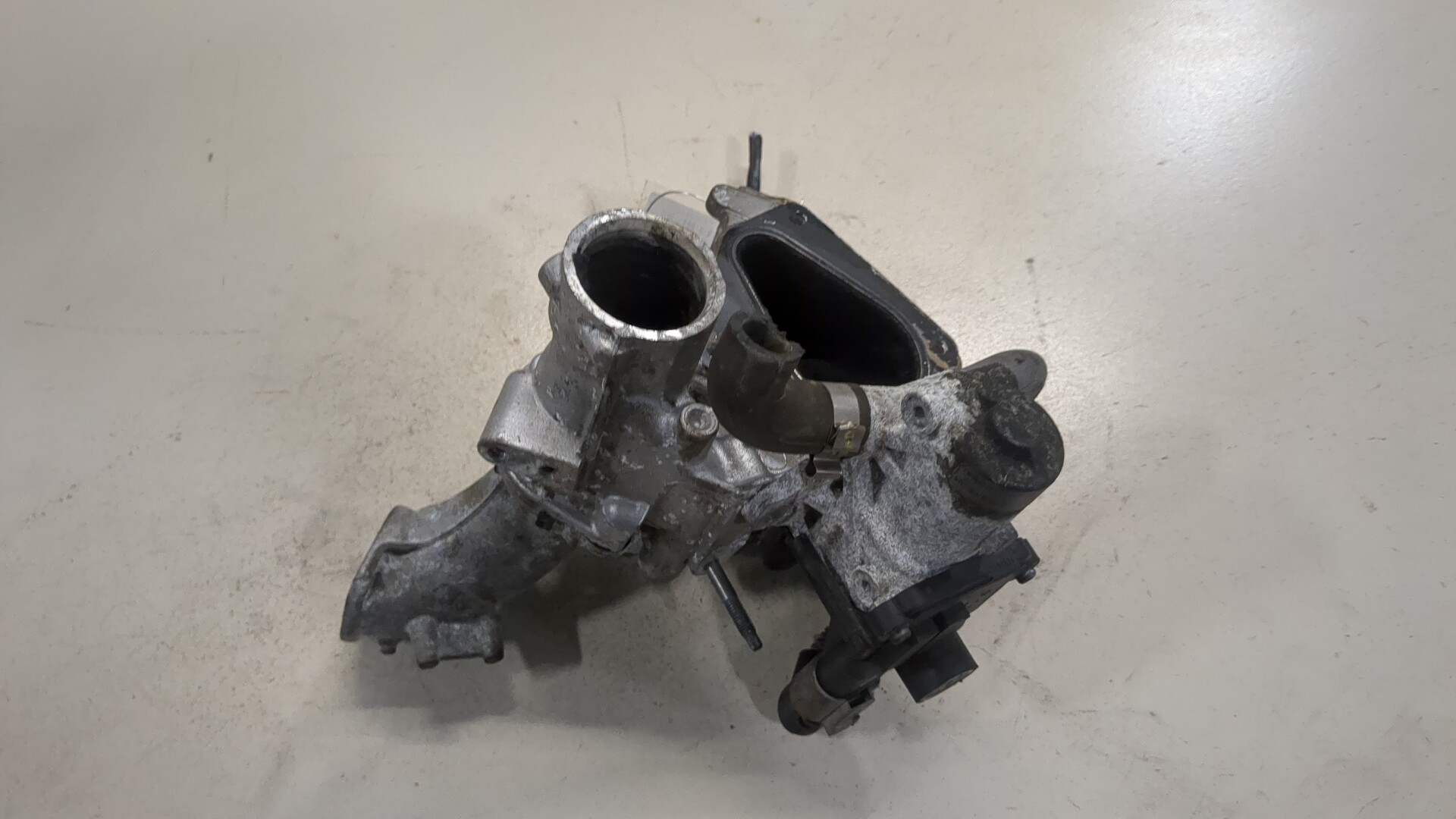 Клапан рециркуляции выхлопных газов (EGR)