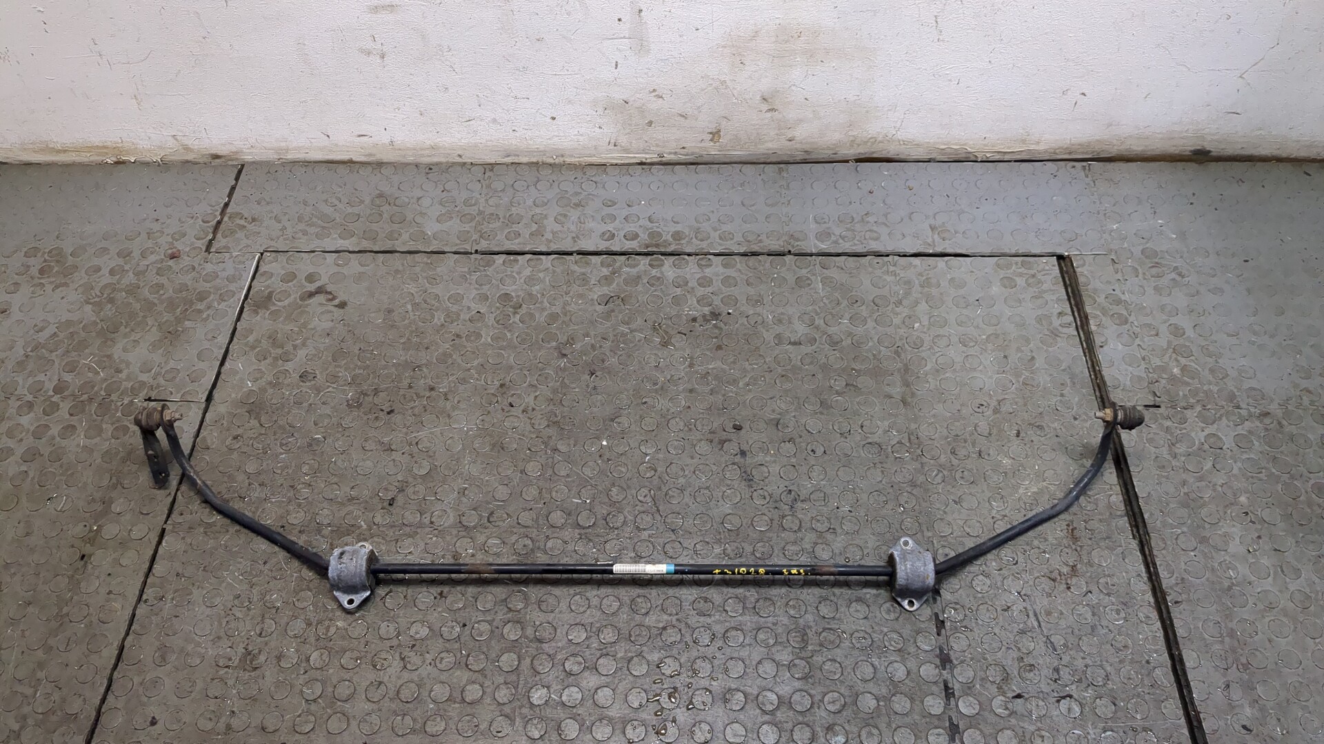 Стабилизатор задний