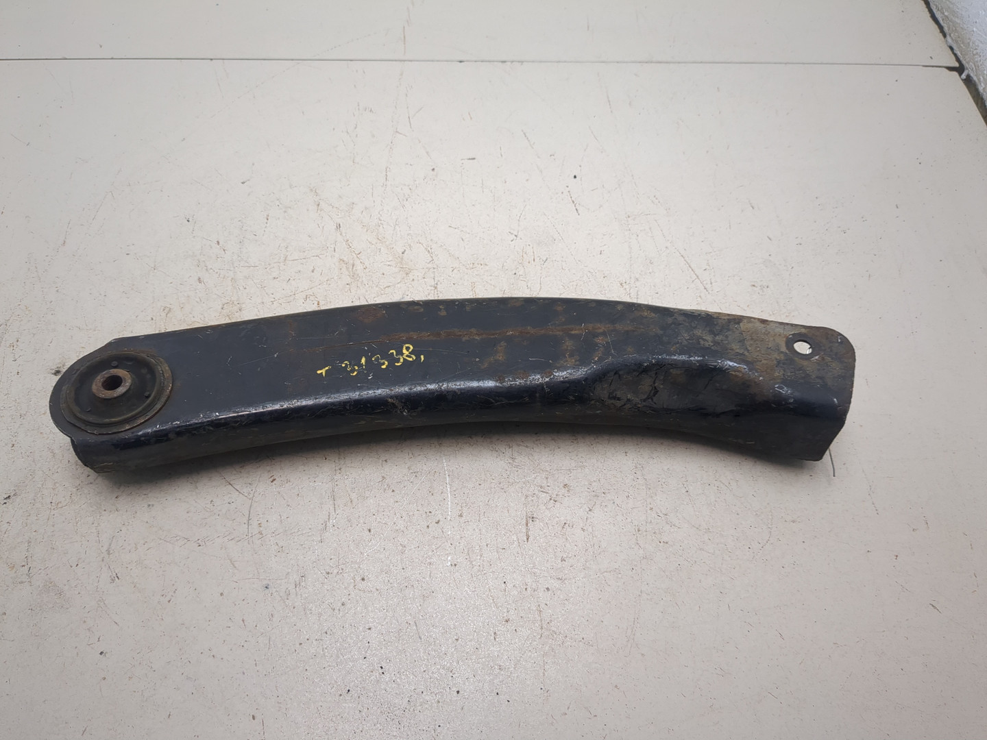 Рычаг задний