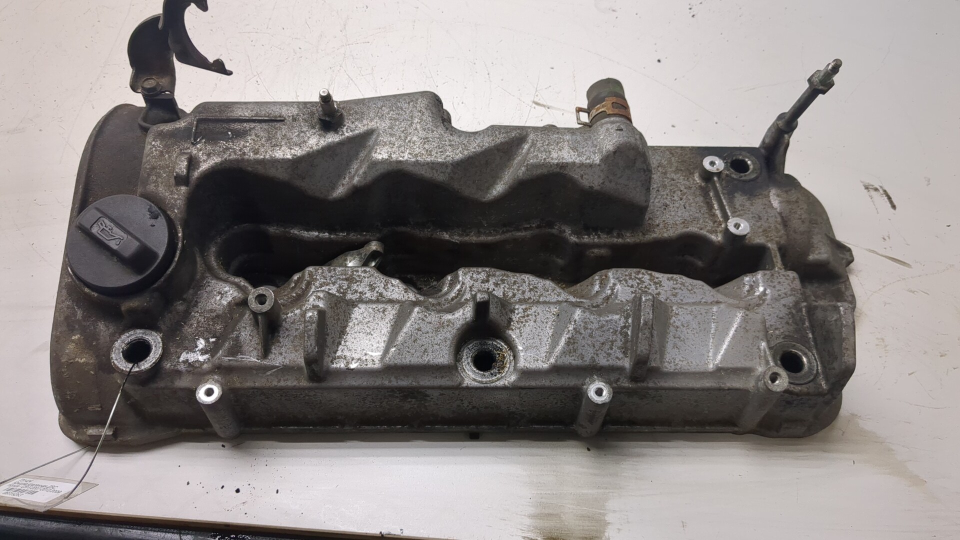 Крышка клапанная ГБЦ