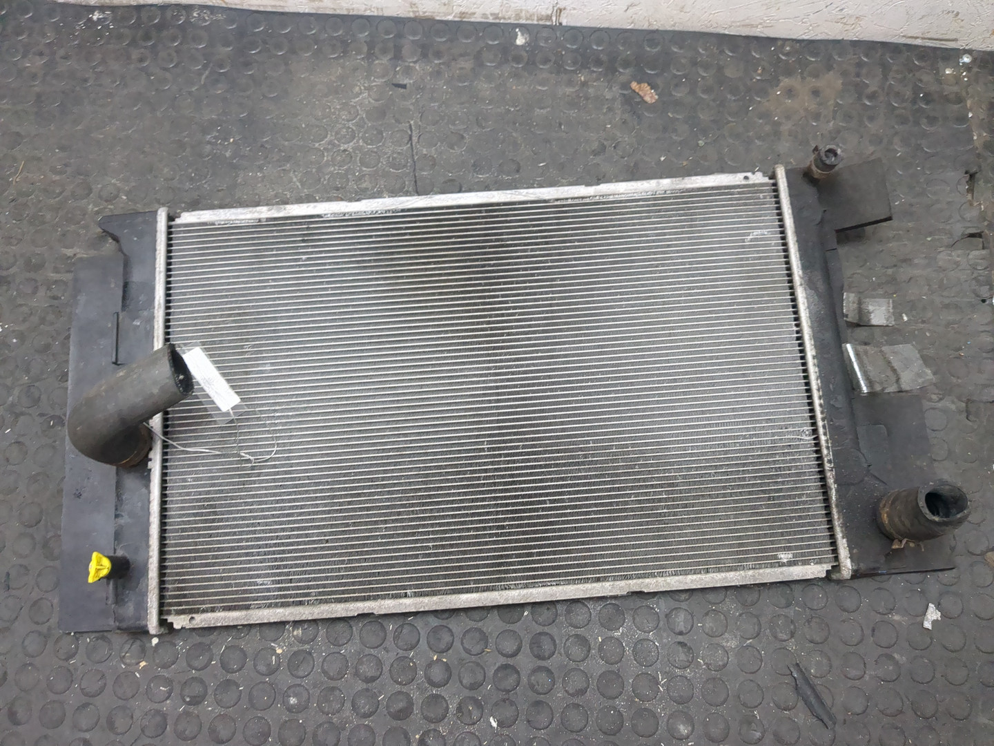 Радиатор охлаждения двигателя основной