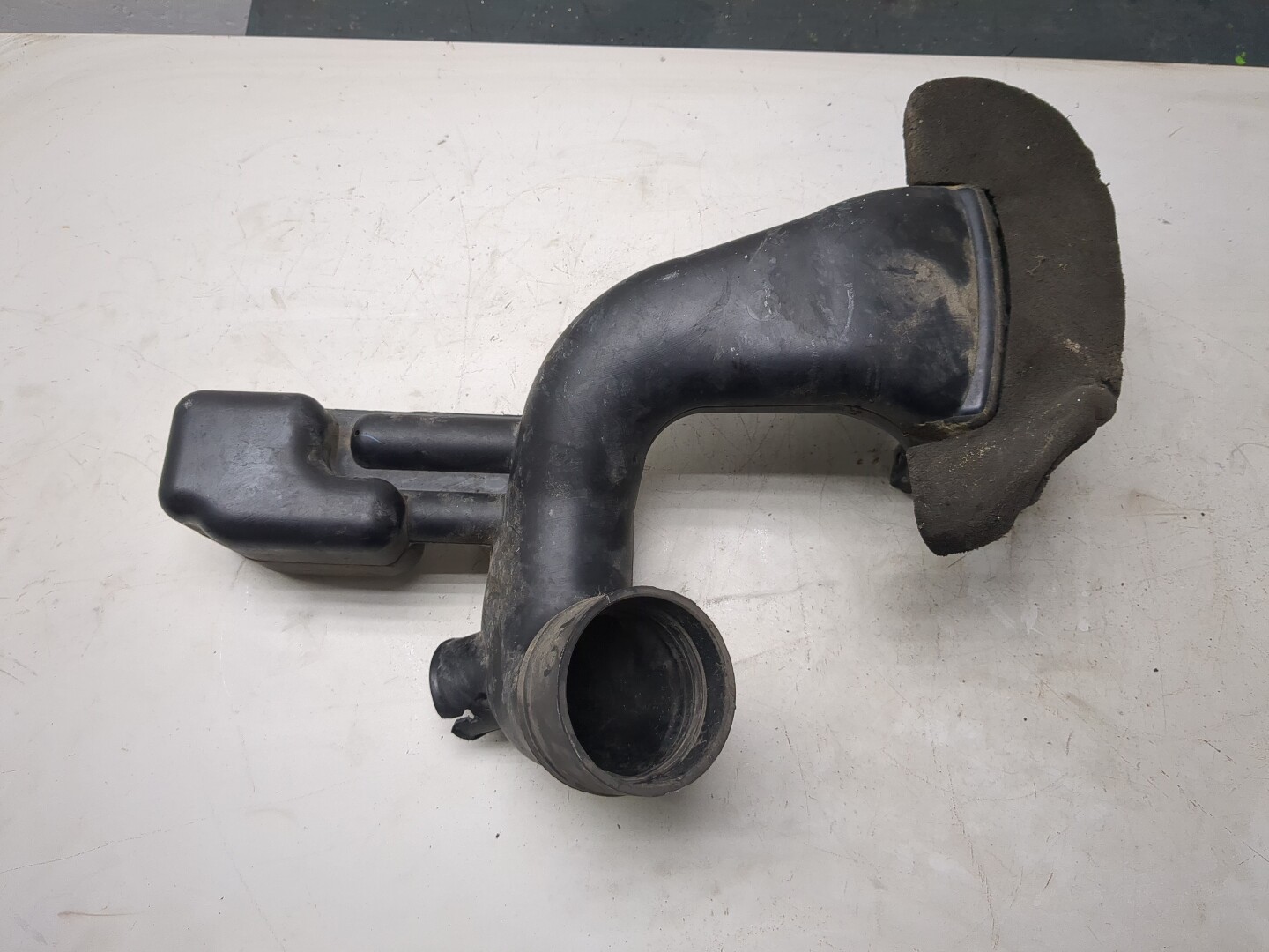 Воздухозаборник (внутри)