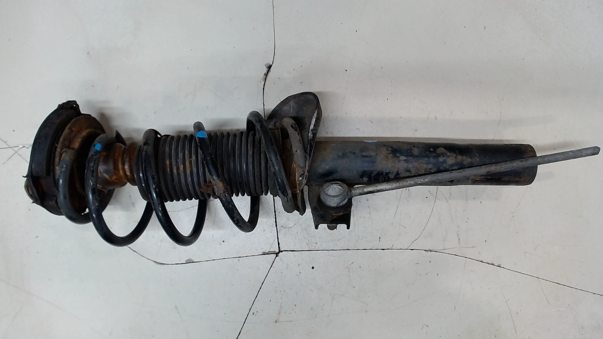 Амортизатор передний