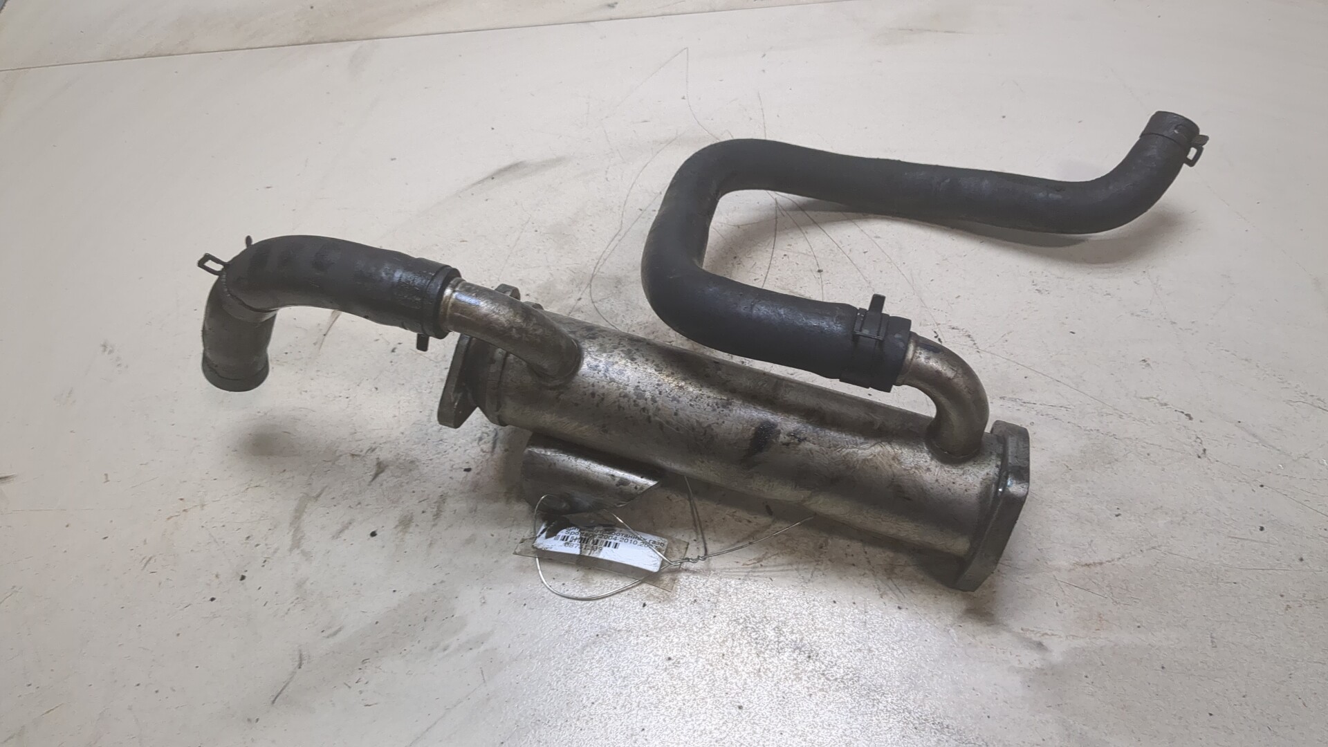 Тройник вентиляции картерных газов