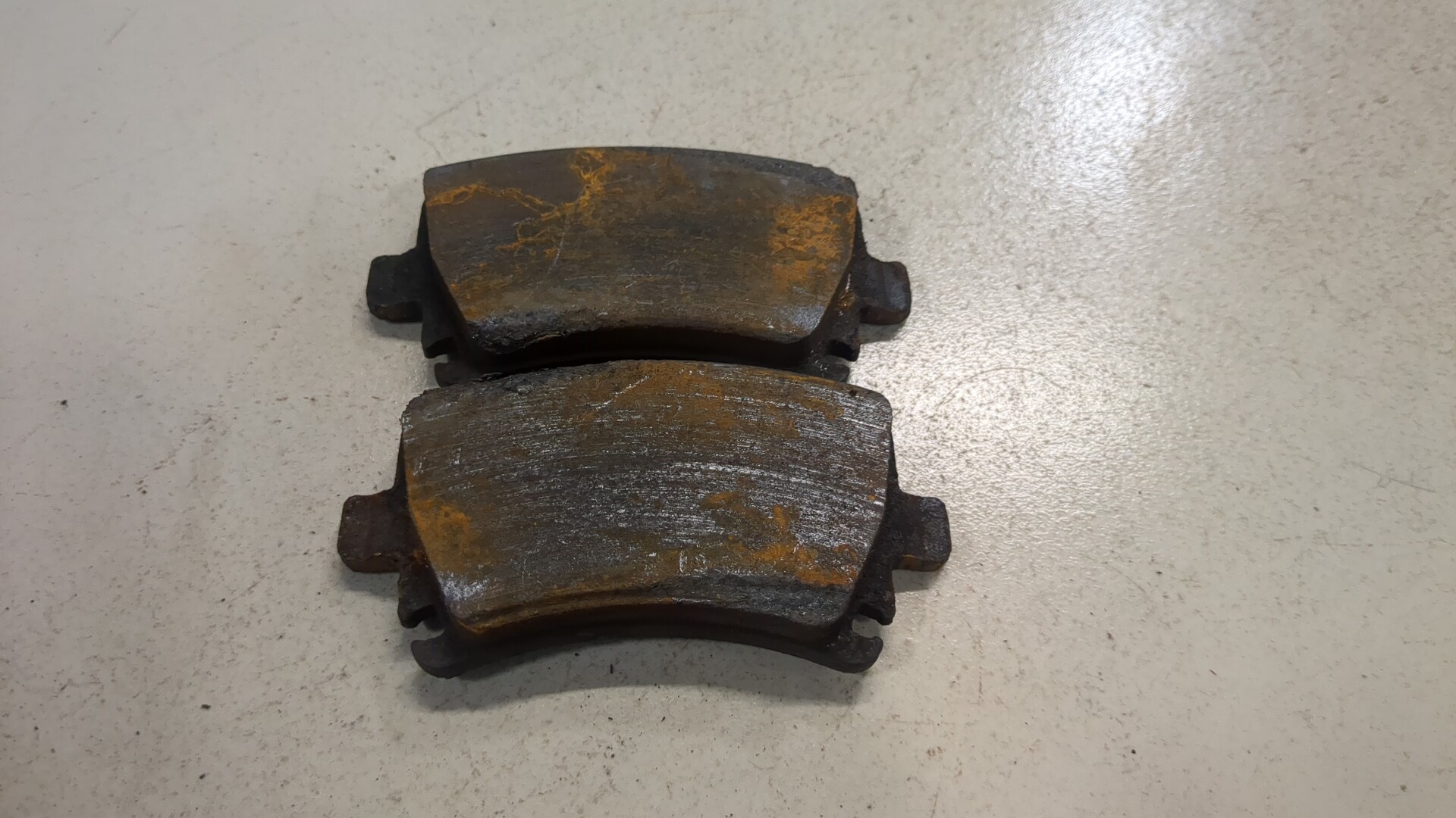 Колодки тормозные задние дисковые к-т