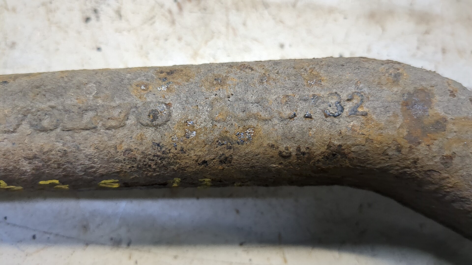 Рычаг задний левый