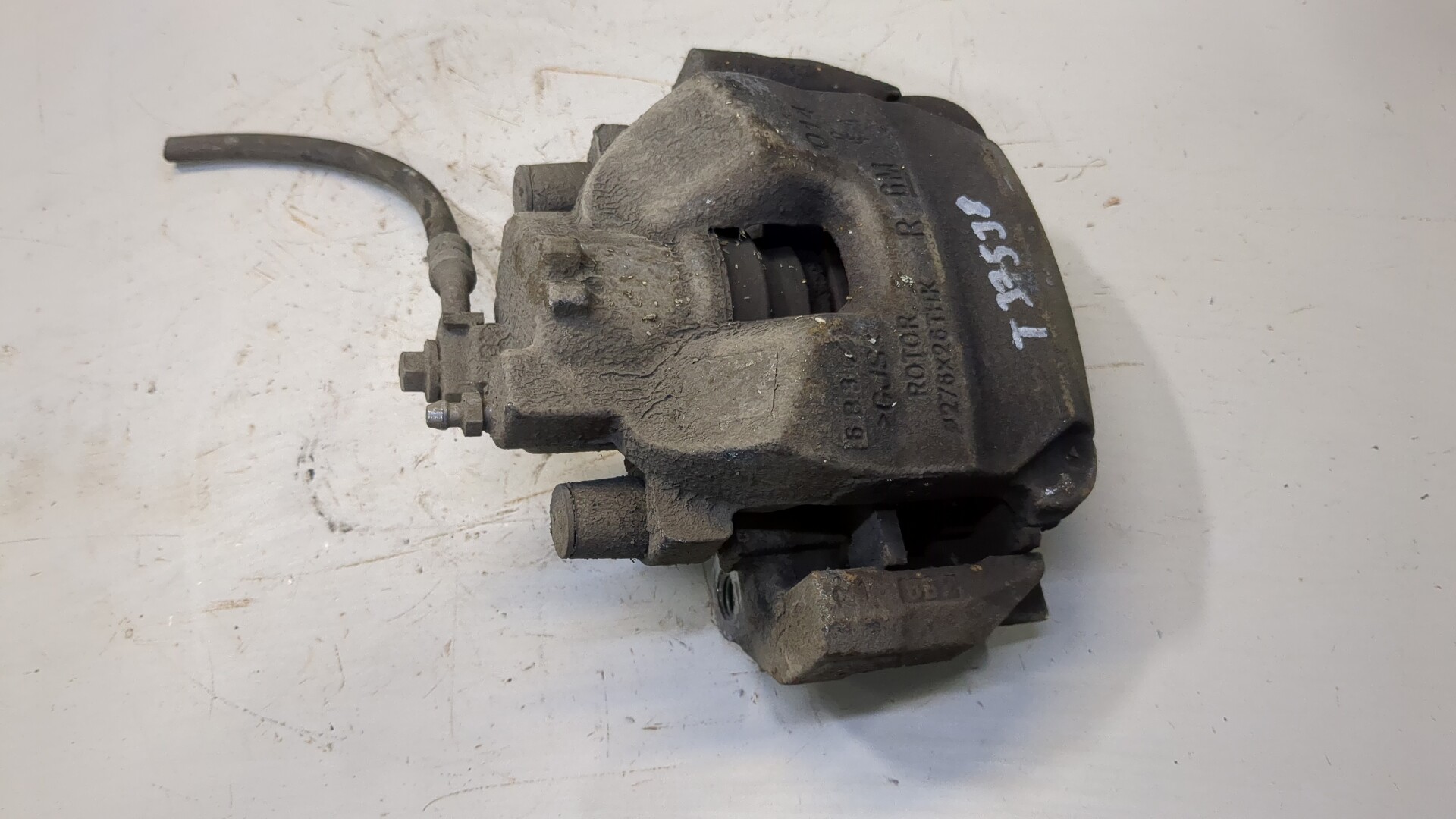 Суппорт передний правый