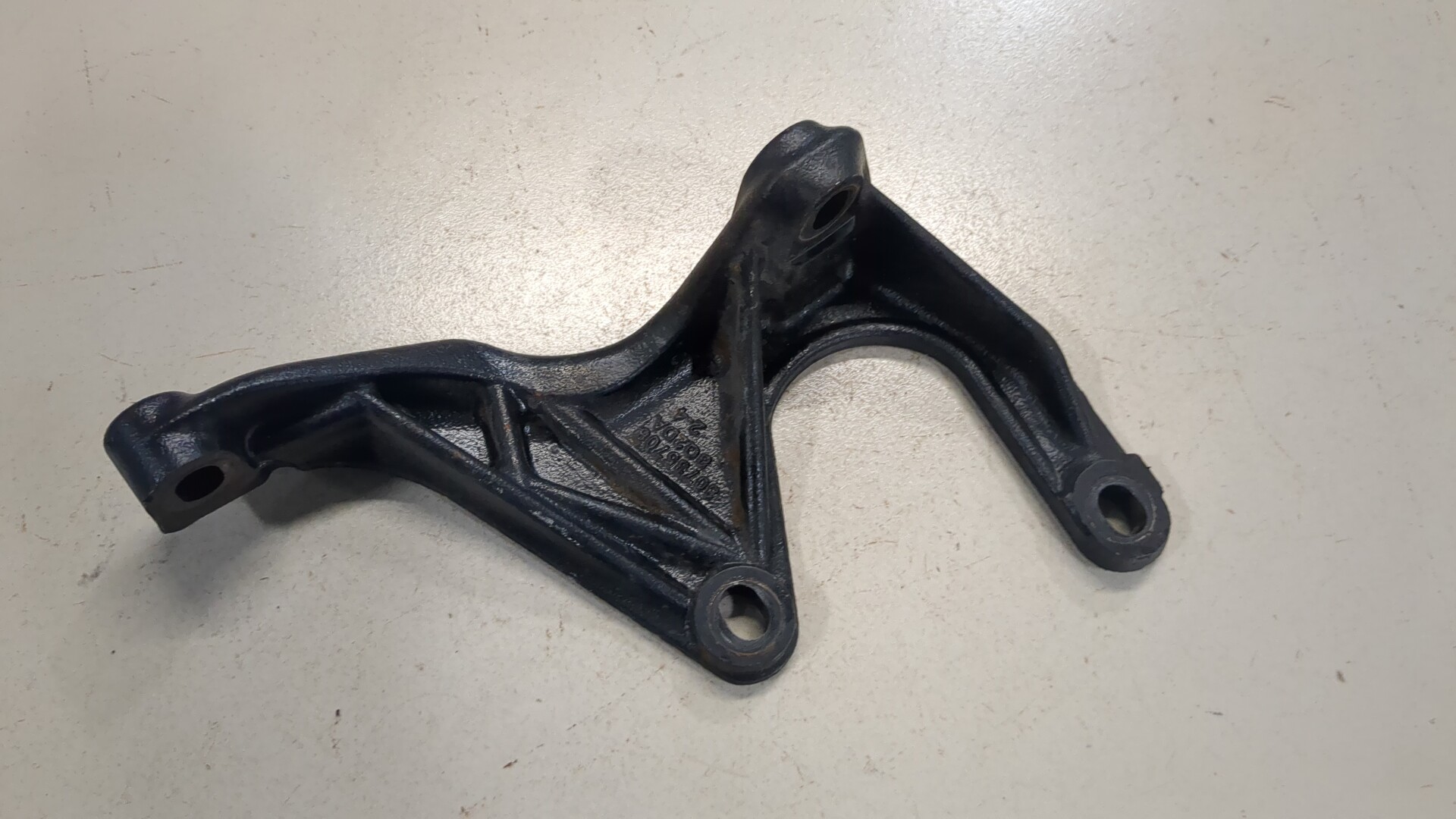 Кронштейн редуктора