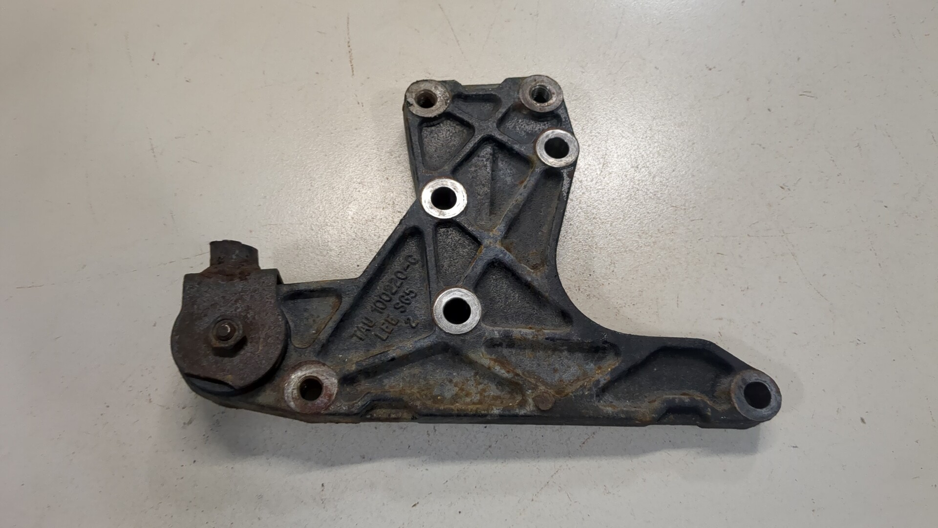 Кронштейн КПП