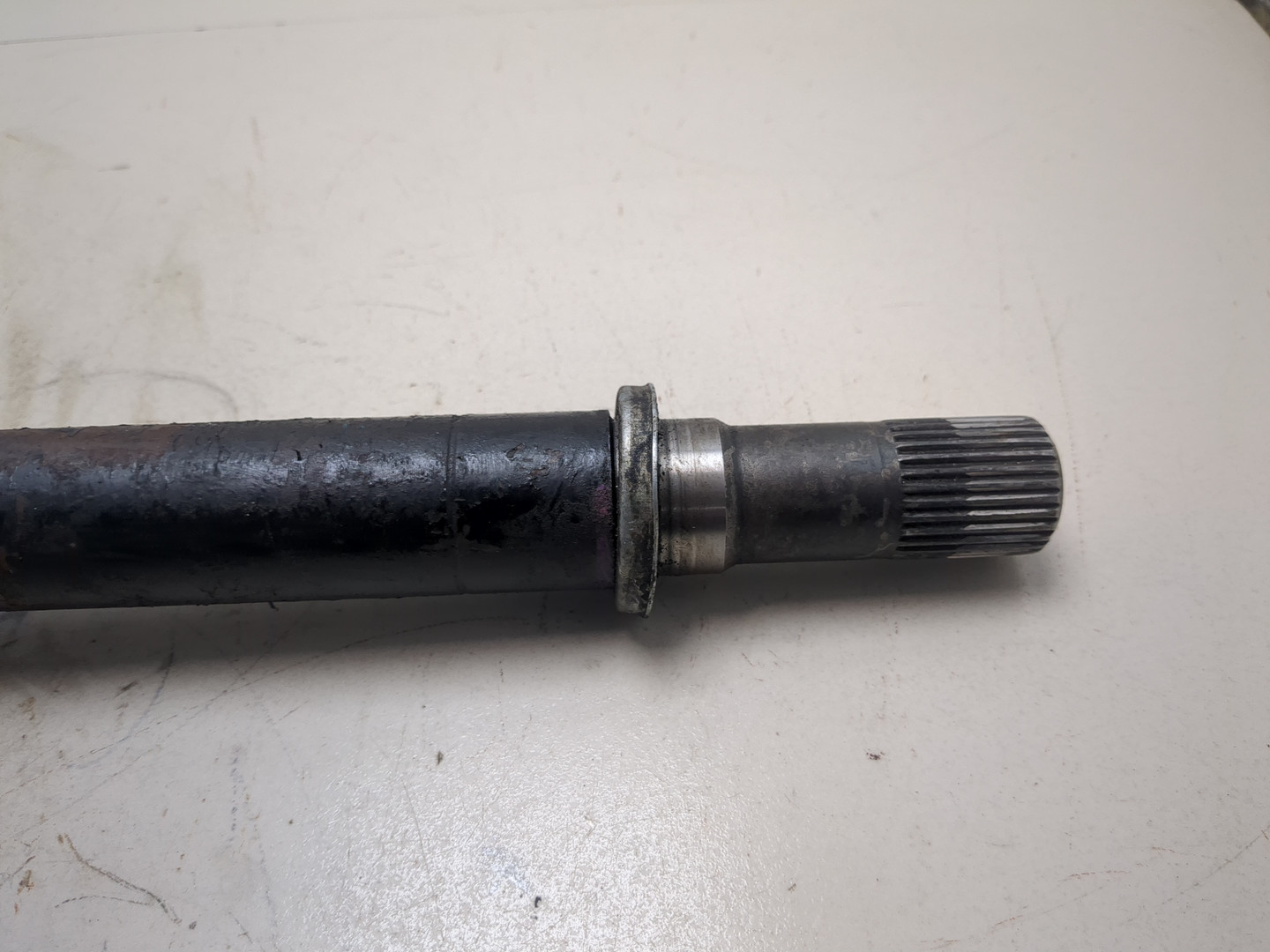 Полуось передняя правая