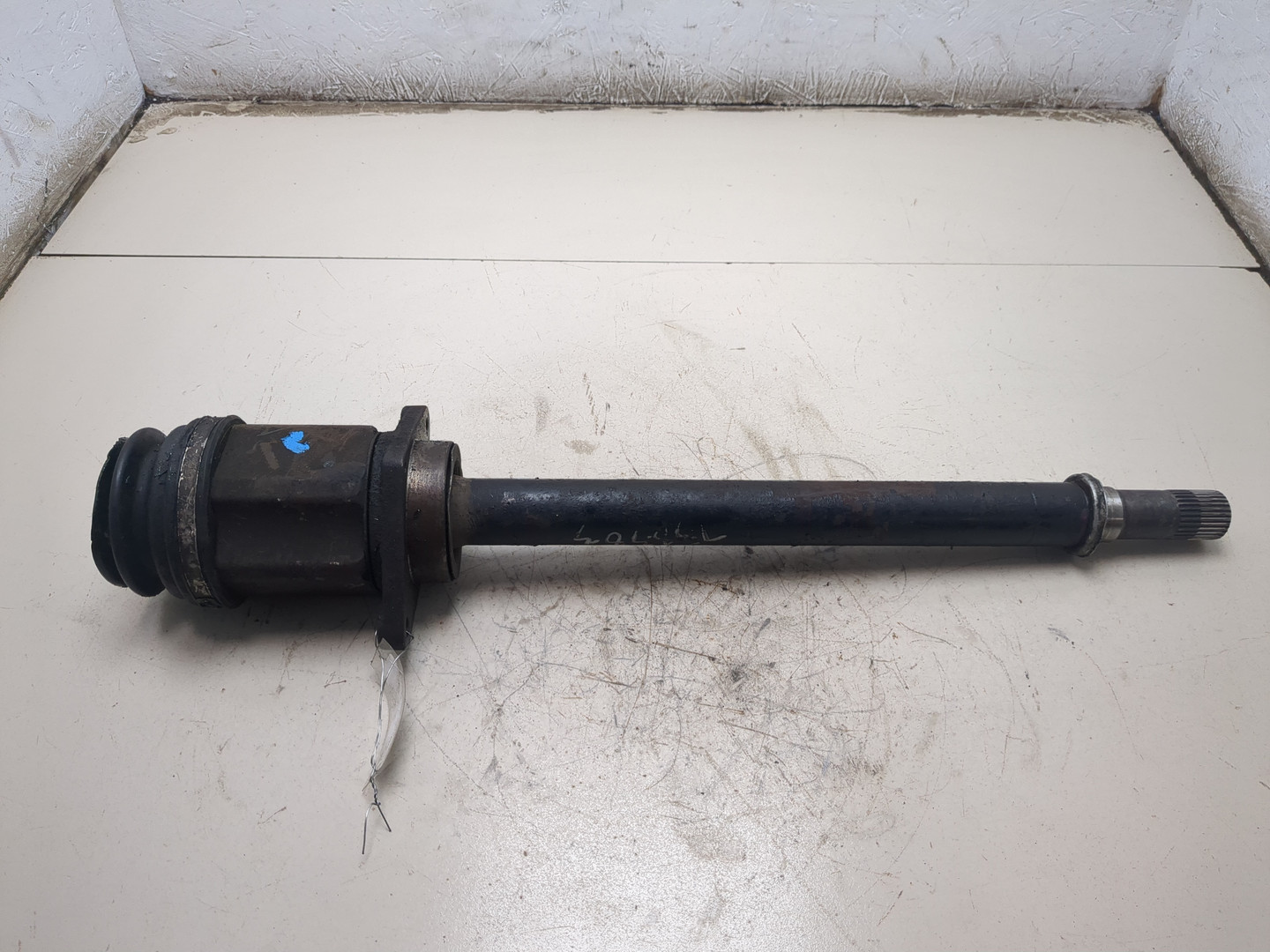 Полуось передняя правая