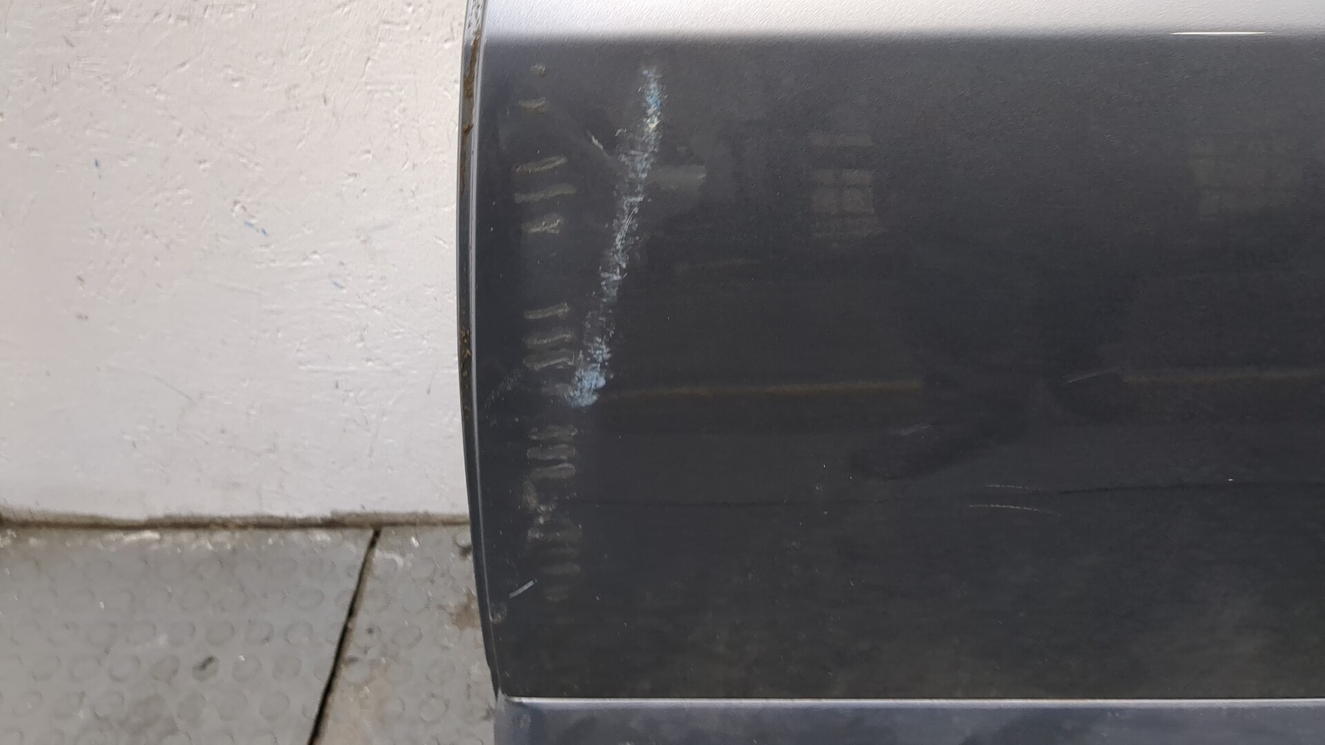 Дверь задняя левая