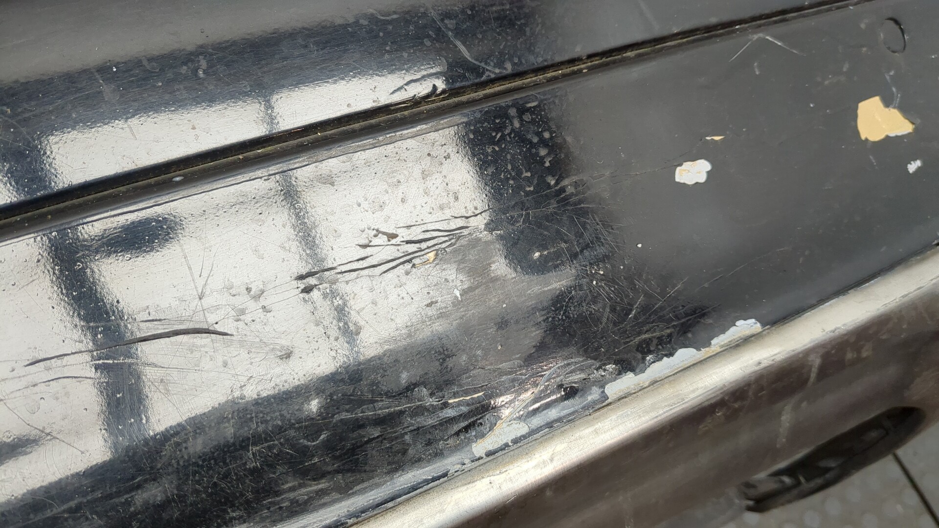 Бампер задний