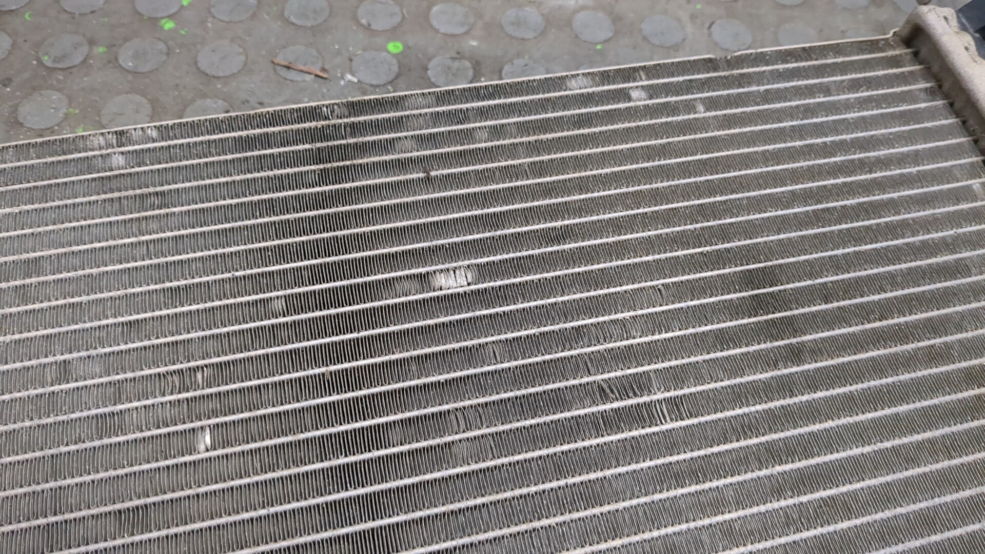 Радиатор охлаждения двигателя основной