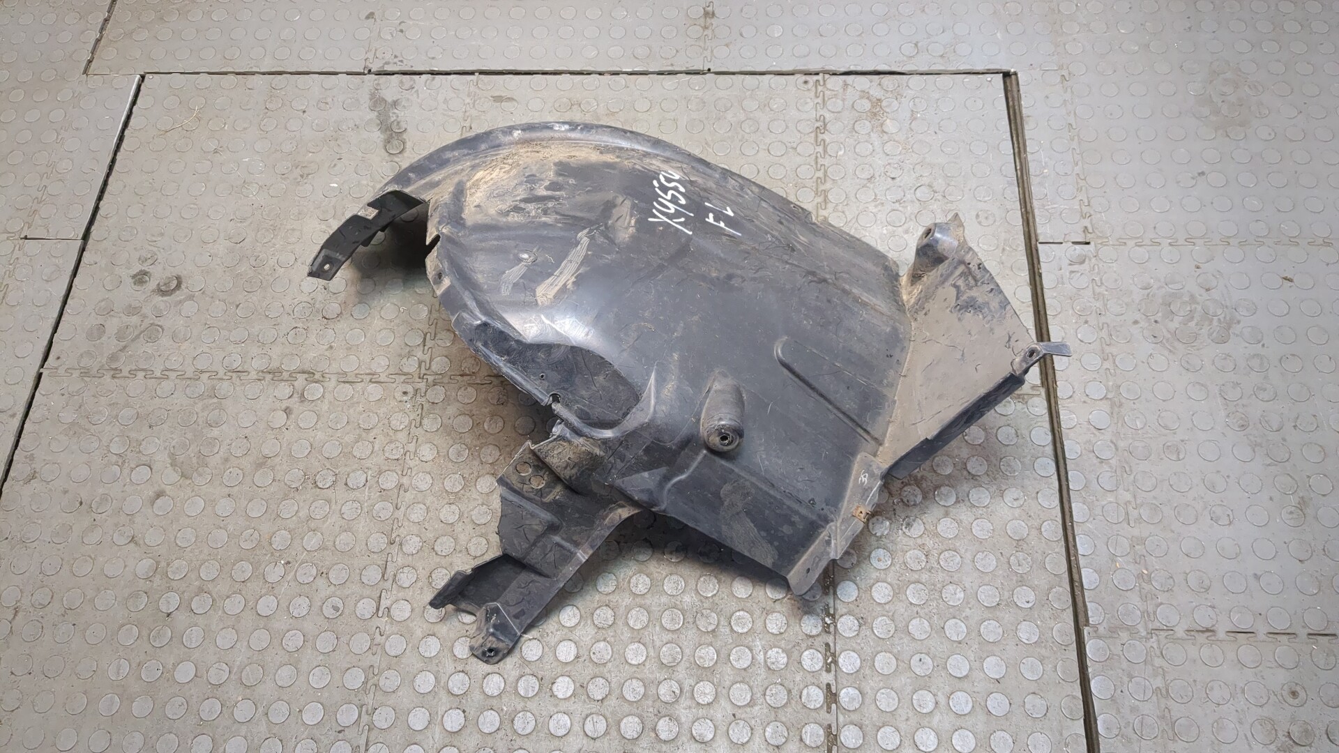 Локер передний правый