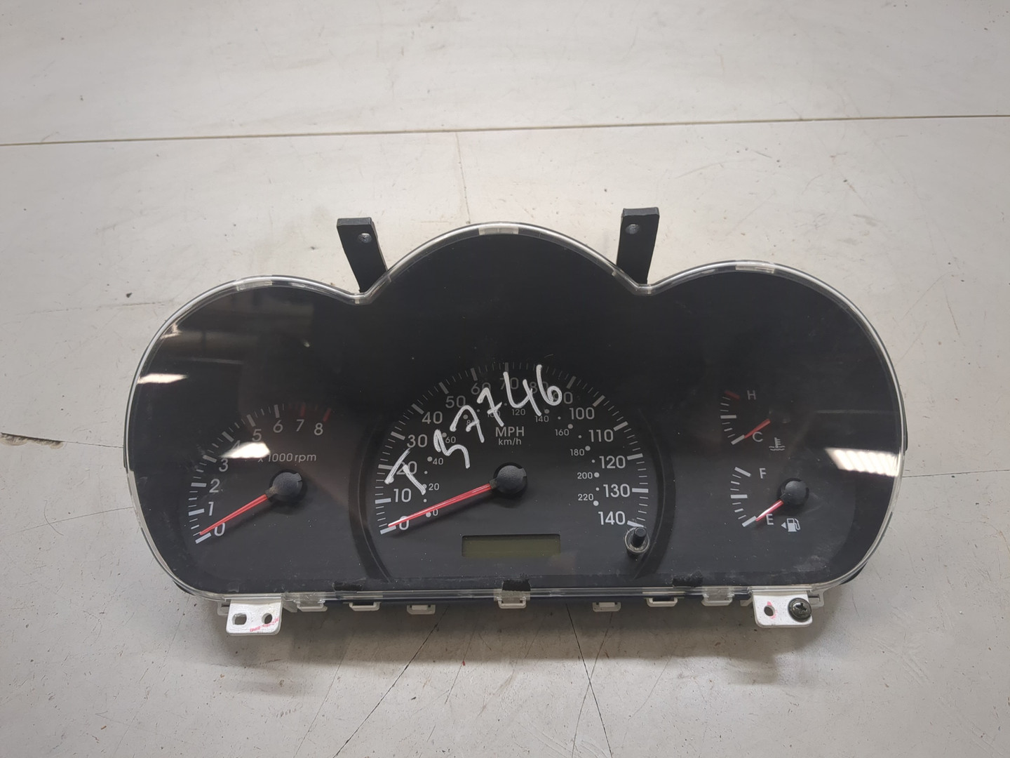 Панель приборов