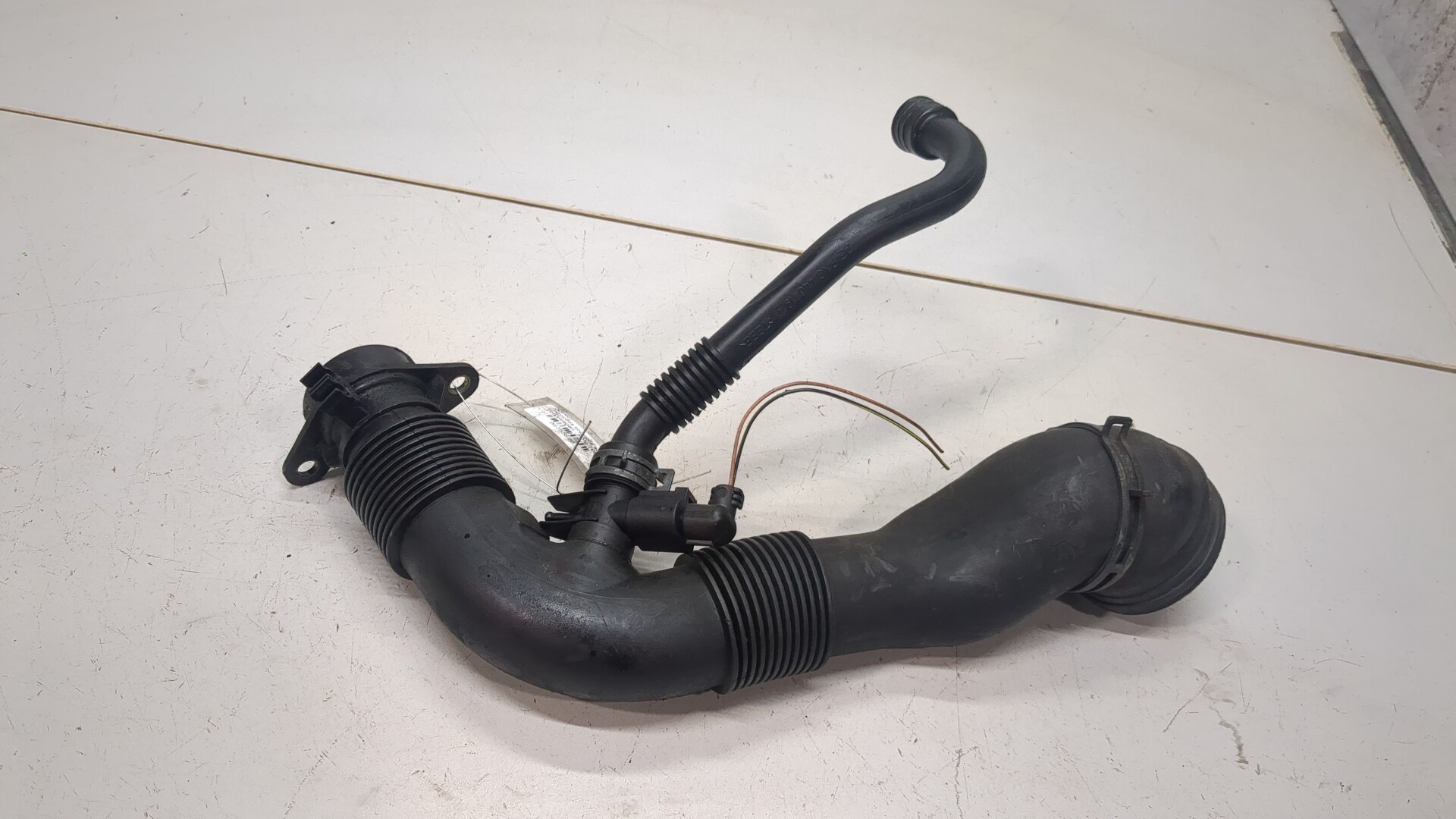 Патрубок воздушного фильтра