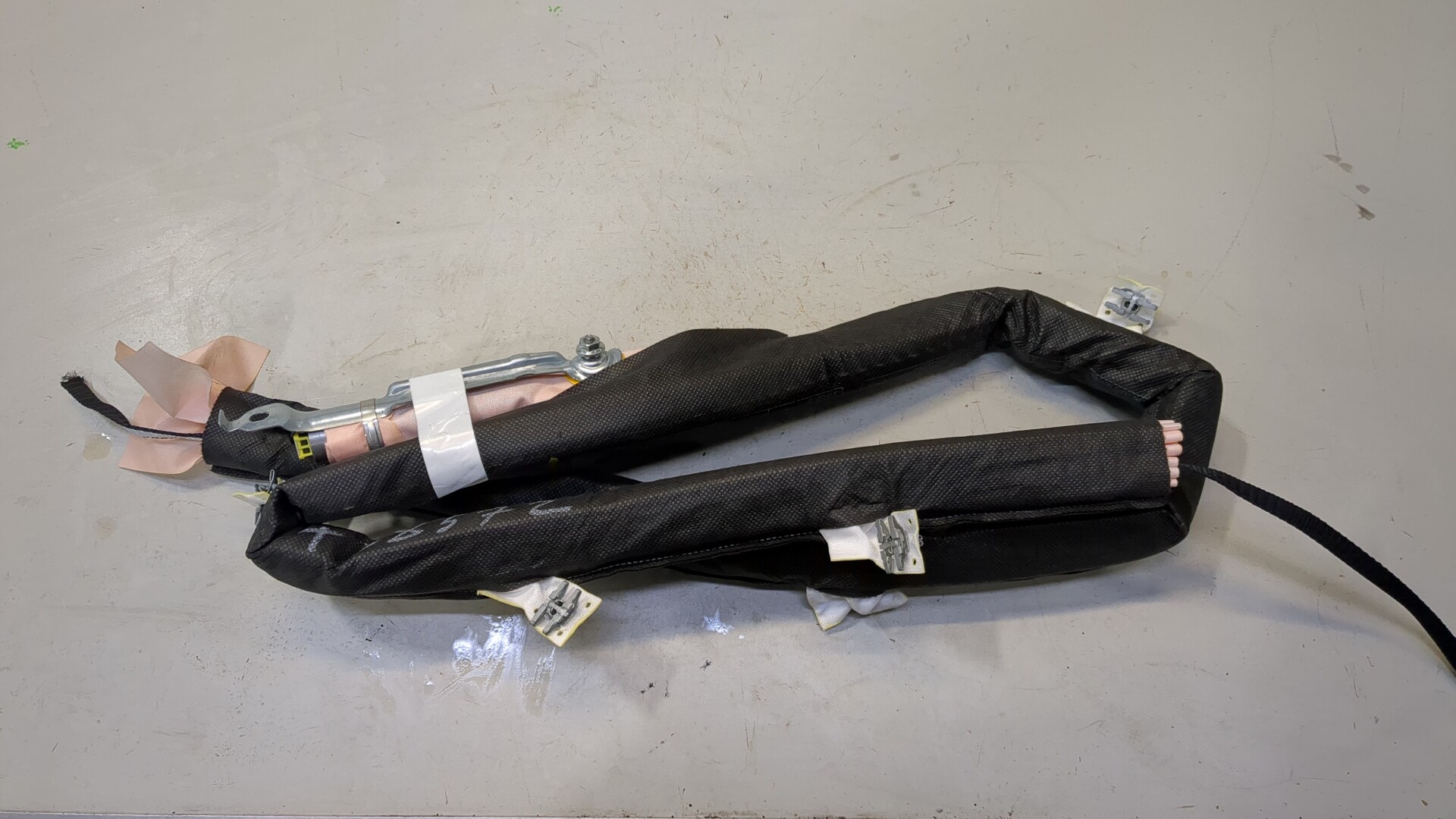 Подушка безопасности боковая (шторка)