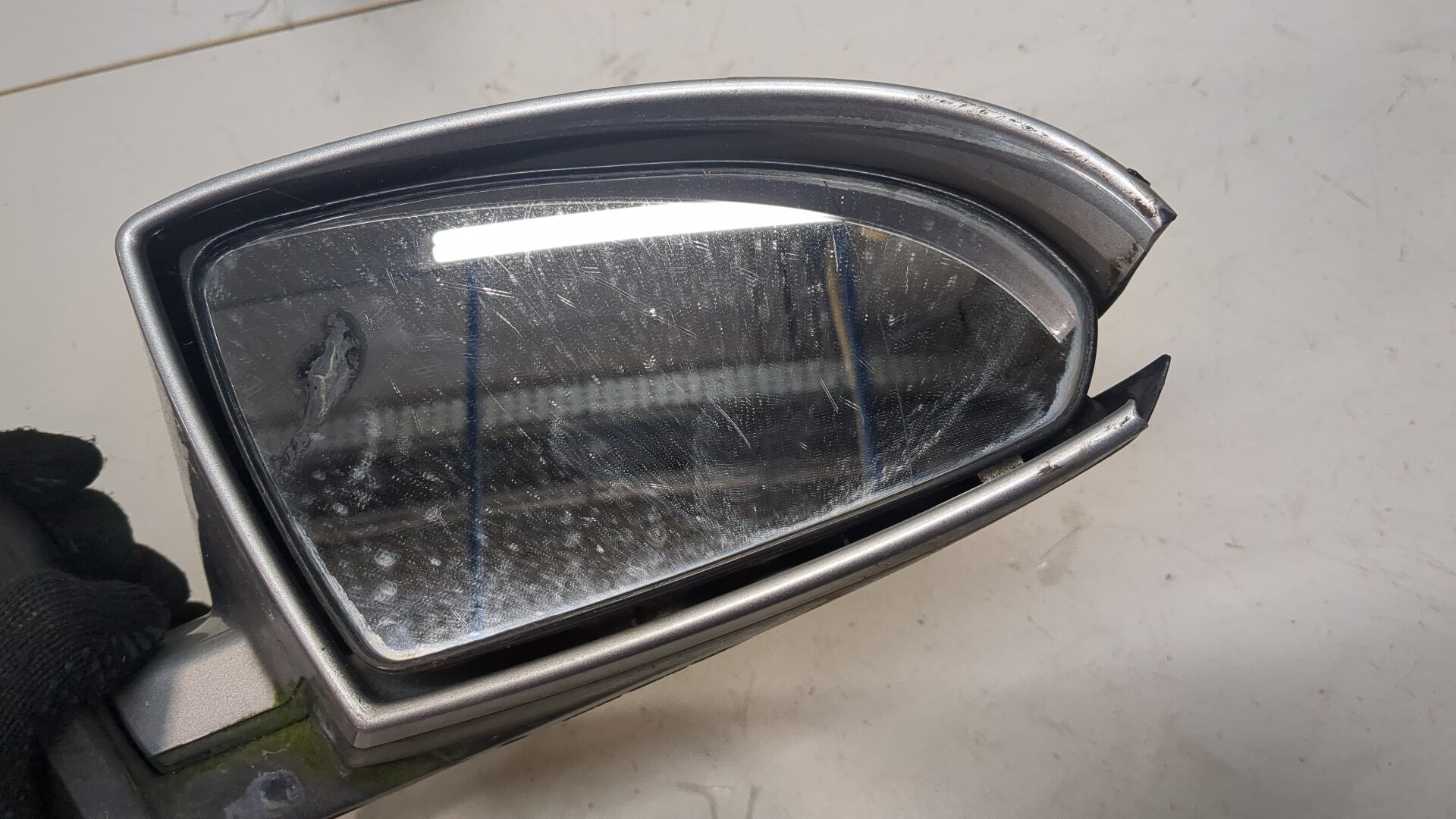 Зеркало правое электрическое