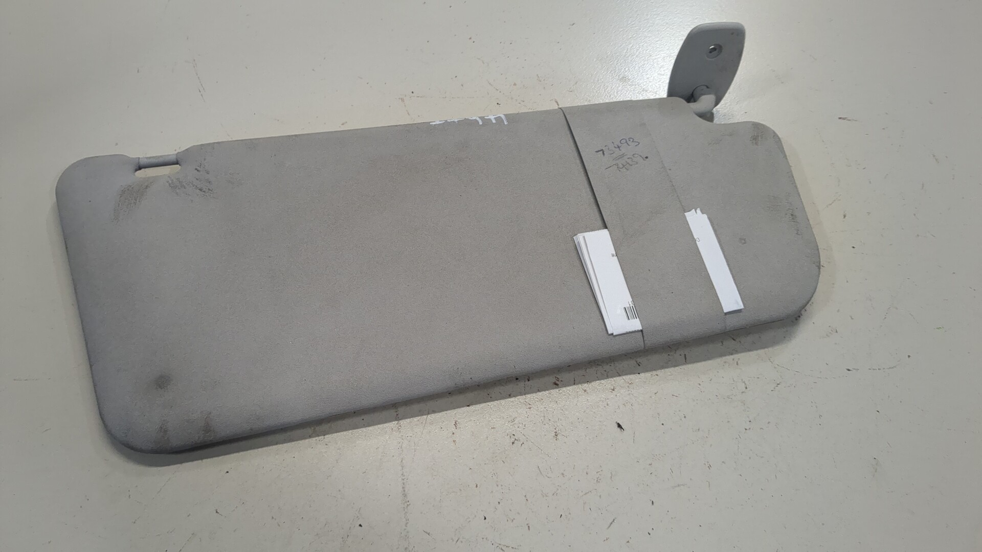 Козырек солнцезащитный