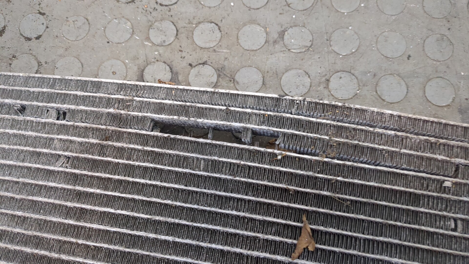 Радиатор кондиционера / конденсер