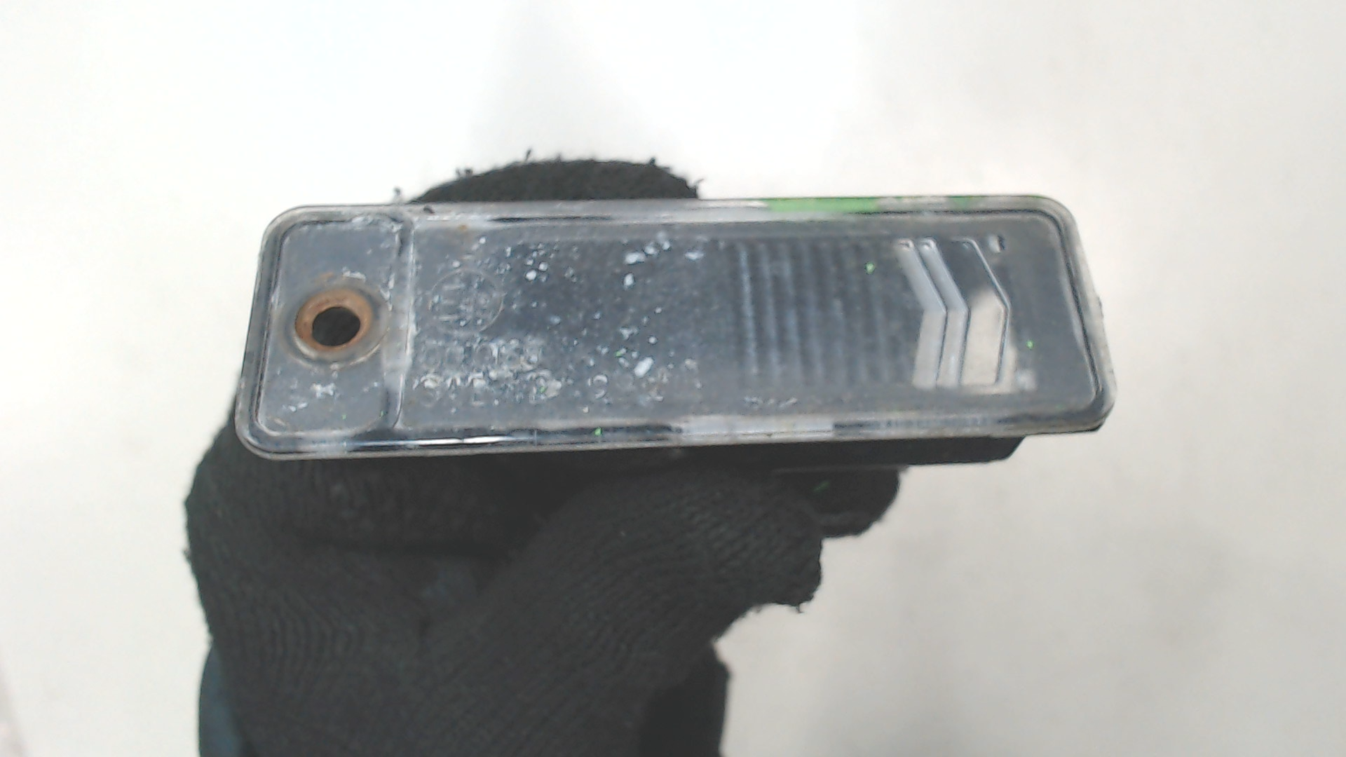 Фонарь подсветки номера