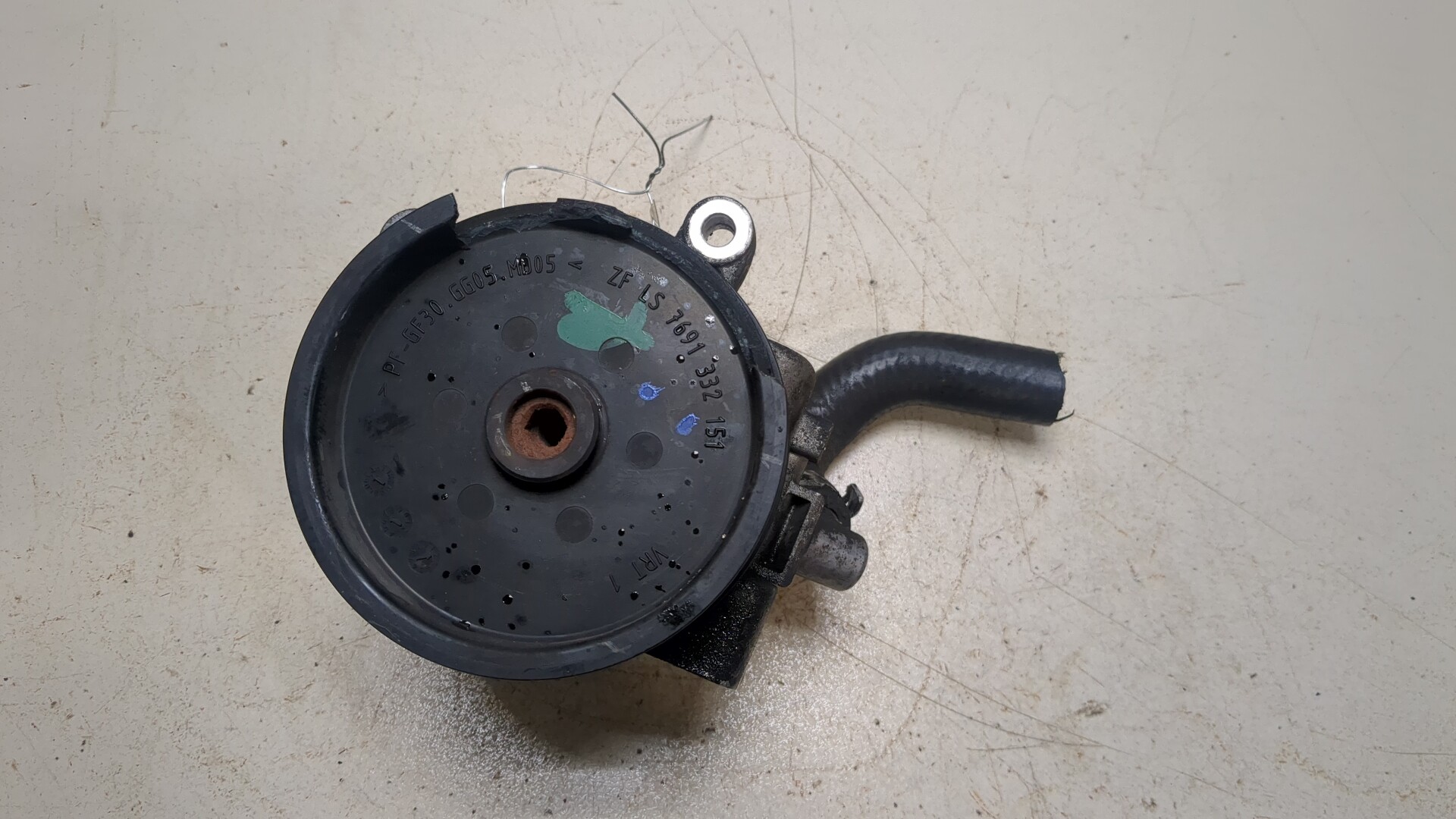 Насос ГУР (гидроусилитель руля)