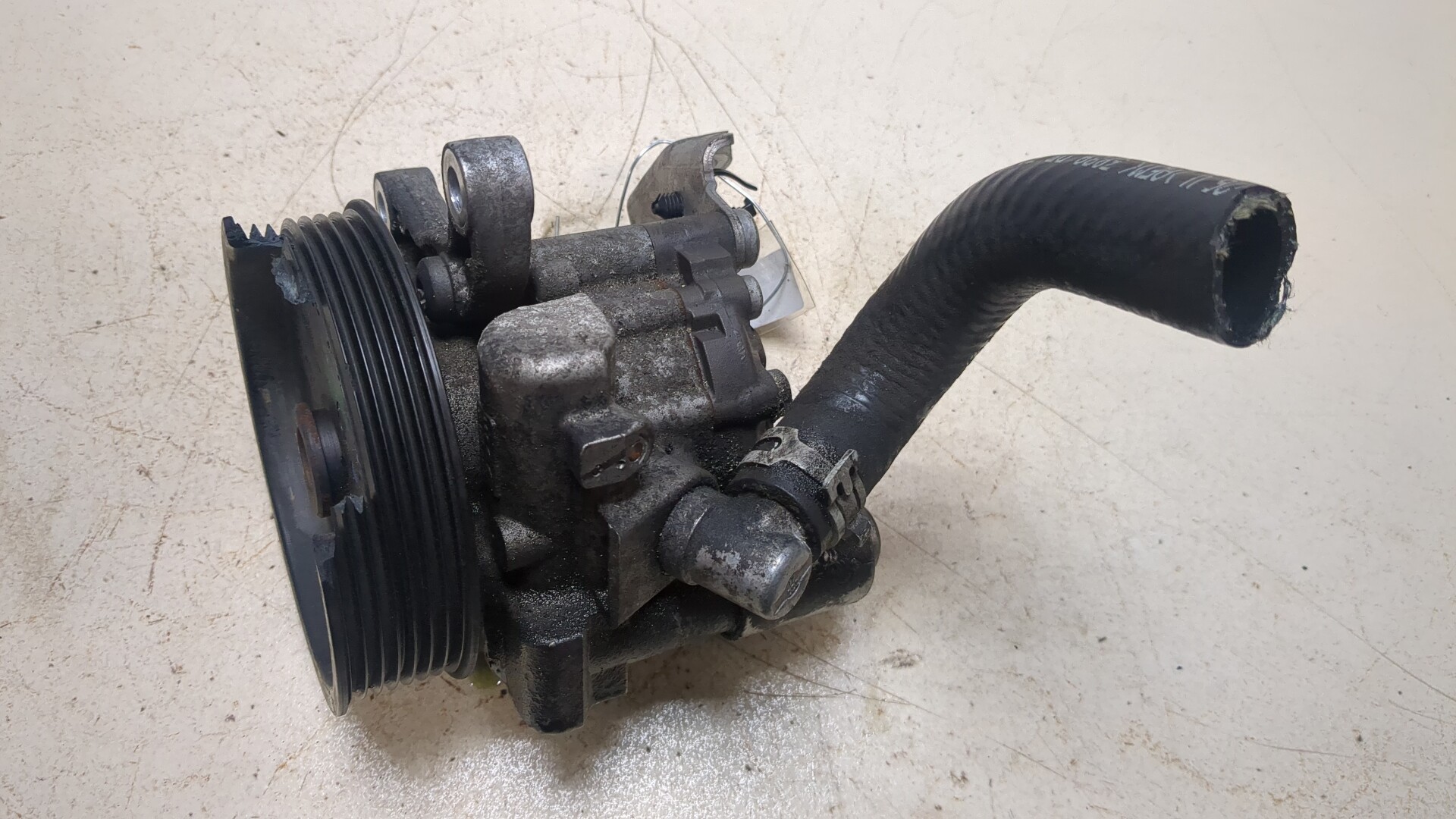 Насос ГУР (гидроусилитель руля)