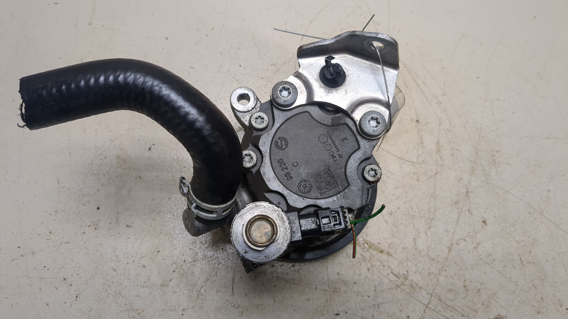 Насос ГУР (гидроусилитель руля)